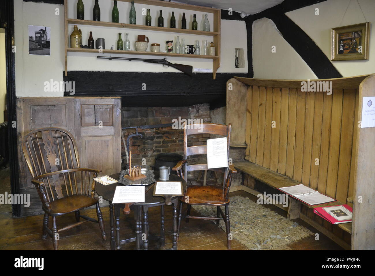Esszimmerbar Im Tudor House Worcester England