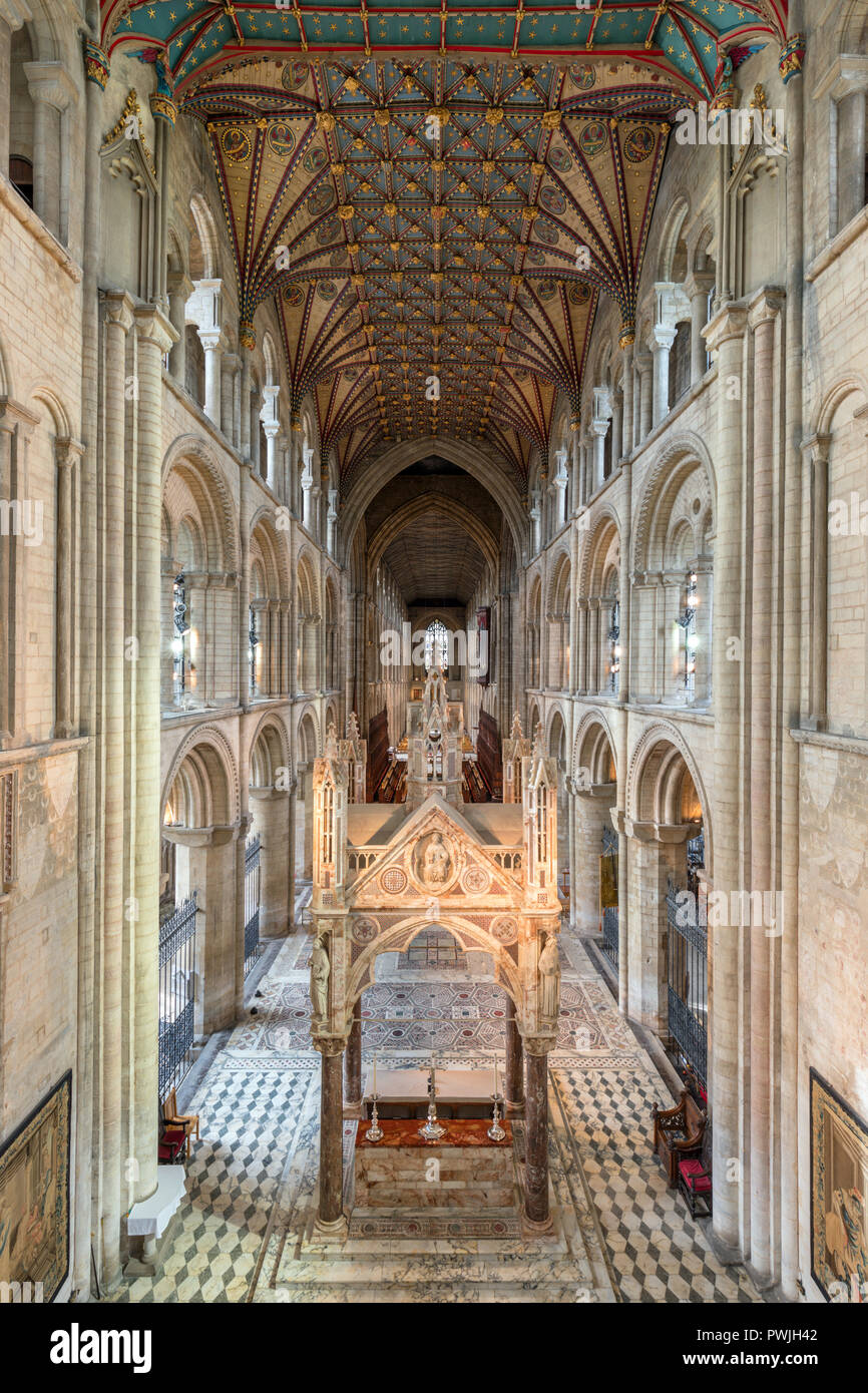 Innenraum der Kathedrale von Peterborough, Großbritannien Stockfoto