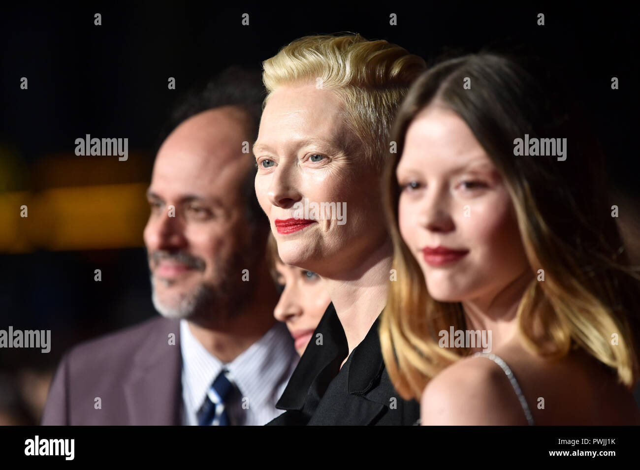 Tilda Swinton (Mitte) die Teilnahme an der Suspiria Premiere im Rahmen der BFI London Film Festival in der cineworld Kino in London. Stockfoto