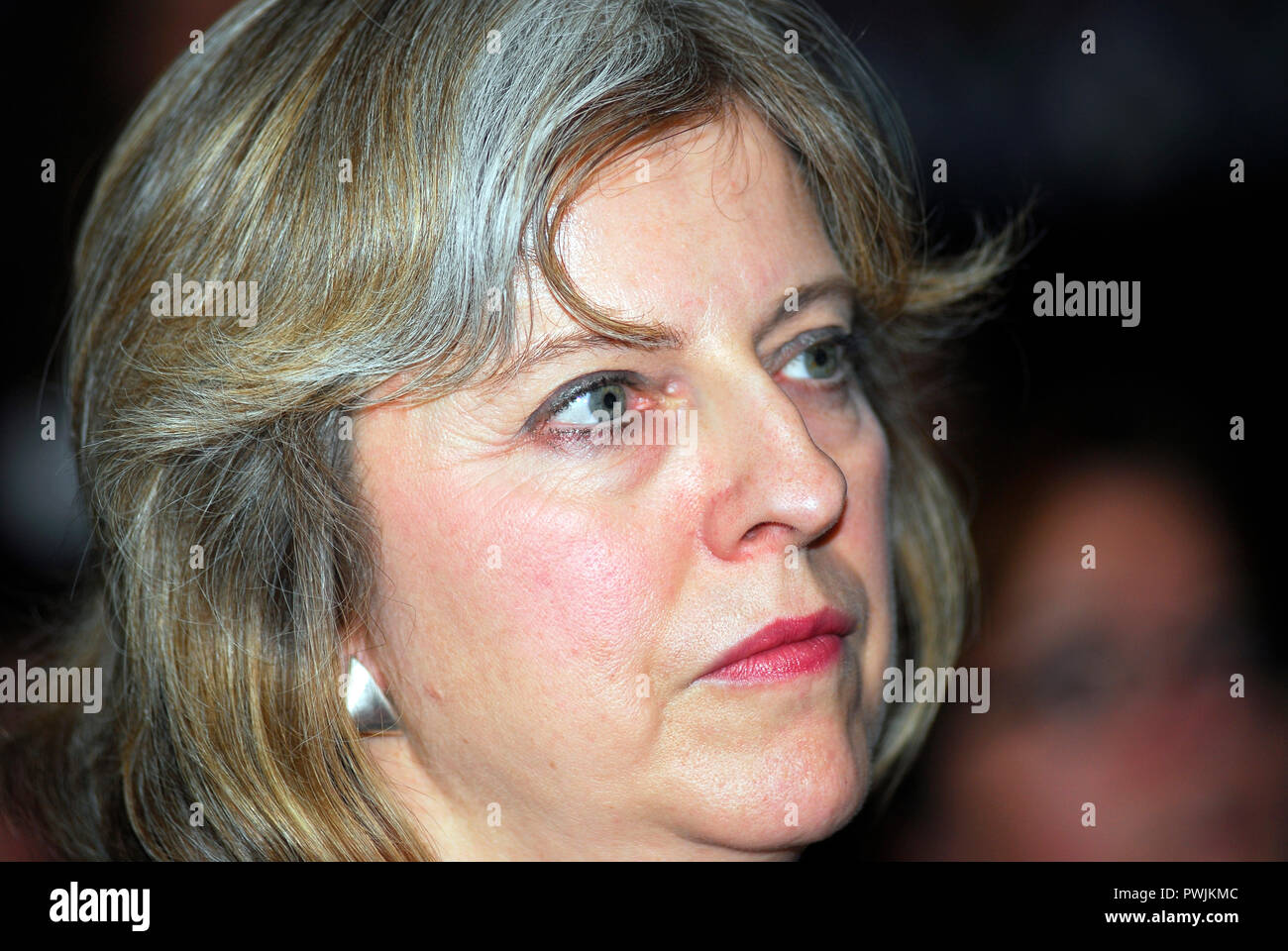Theresa May MP (1. Oktober 1956 geboren), der britische Premierminister seit 2016 & MP für Maidenhead, Berkshire. Fotografiert, wenn sie Schatten Führer war... Stockfoto
