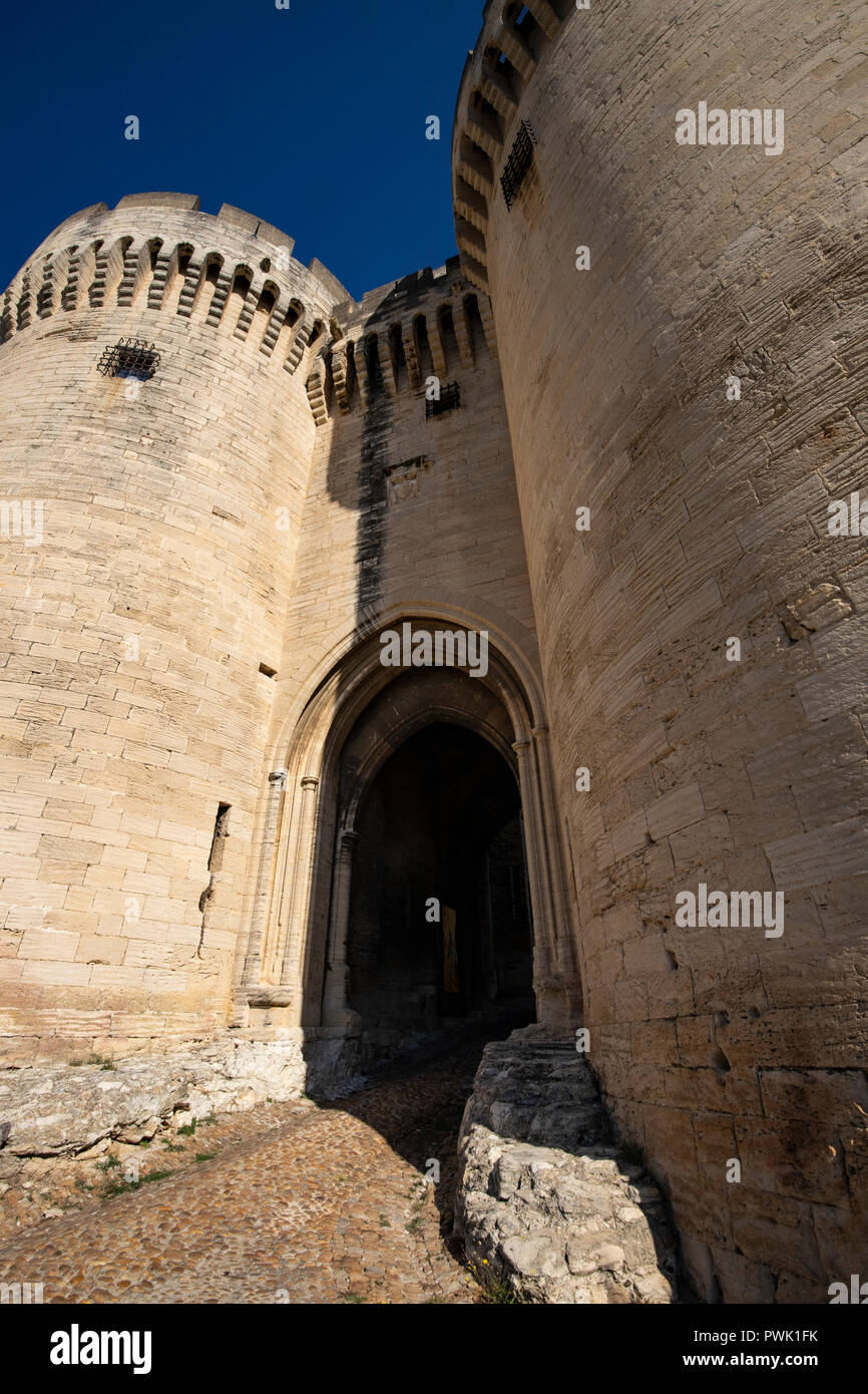 Fort Saint Andre ist bemerkenswert für seine Erhaltung, sitzt die eindrucksvoll an der Spitze Berg Andaon, oberhalb der Rhône. Die Site wurde bereits Stockfoto