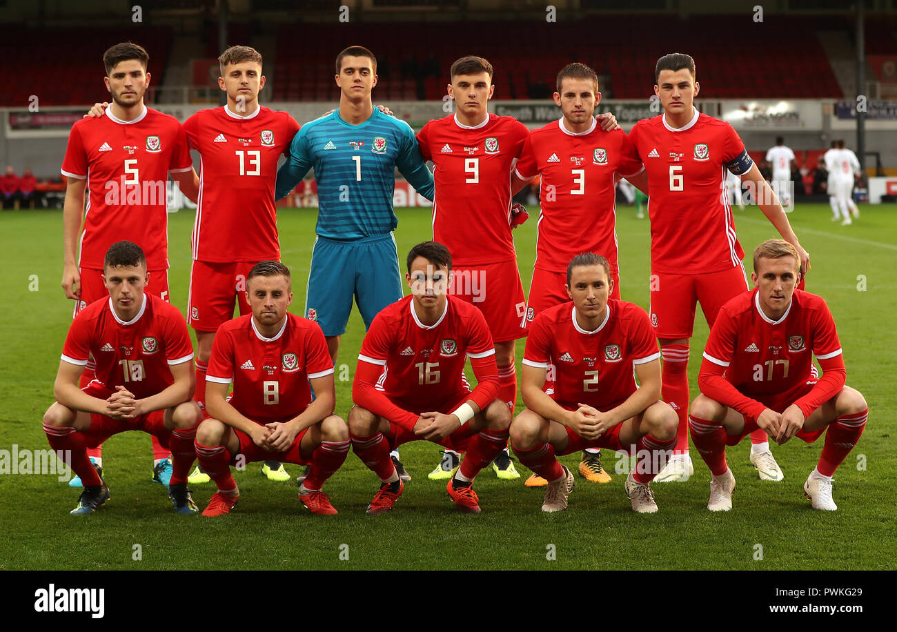 Wales U21-Team (von links nach rechts) Obere Reihe: Cian Harries, Keston Davies, Owen Evans, Thomas Harris, Rhys Norrington-Davies und Regan Poole. Untere Zeile: Nathan Broadhead, joseff Morrell, Robbie Burton, Aaron Lewis und Connor Evans während der UEFA U21-EM-Qualifikation Gruppe 8 Spiel bei Rodney Parade, Newport. PRESS ASSOCIATION Foto. Bild Datum: Dienstag, den 16. Oktober 2018. Siehe PA-Geschichte Fussball Wales U21. Foto: David Davies/PA-Kabel. Stockfoto