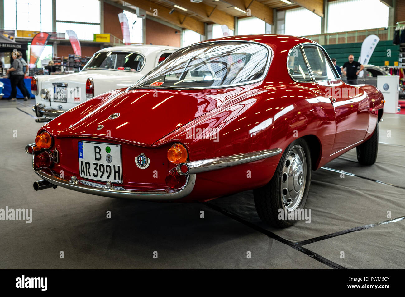 PAAREN IM GLIEN, Deutschland - 19. MAI 2018: Sportwagen Alfa Romeo Giulietta Sprint Speciale. Karosseriebauer Bertone. Ansicht von hinten. Oldtimer-show 2018 sterben. Stockfoto