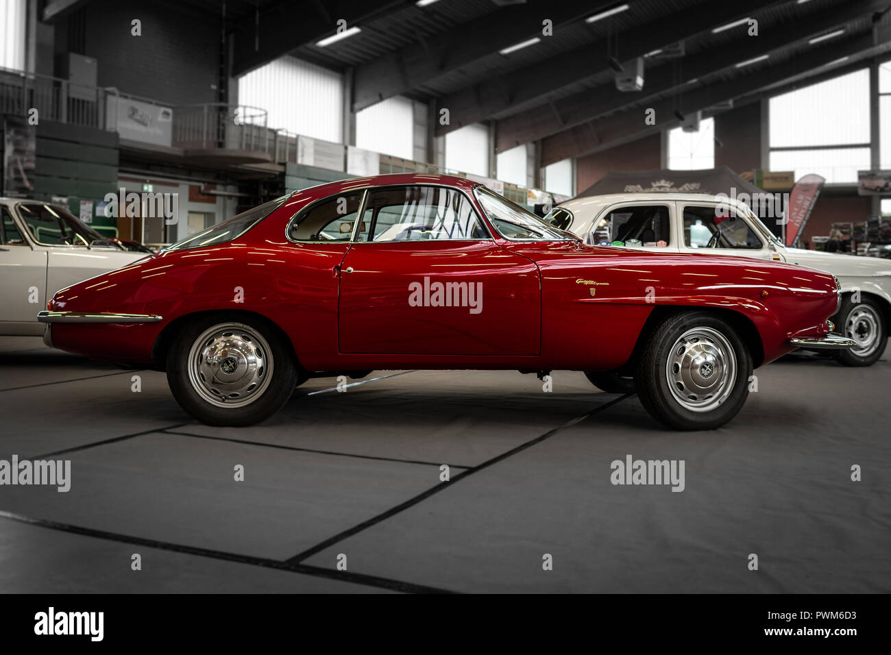 PAAREN IM GLIEN, Deutschland - 19. MAI 2018: Sportwagen Alfa Romeo Giulietta Sprint Speciale. Karosseriebauer Bertone. Oldtimer-show 2018 sterben. Stockfoto