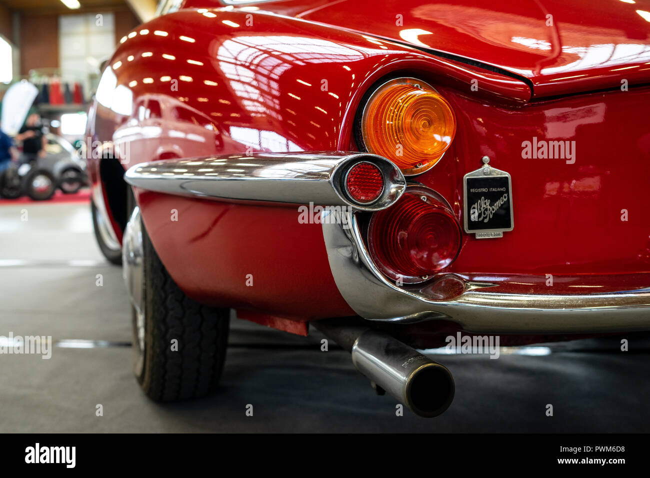Fragment der Sportwagen Alfa Romeo Giulietta Sprint Speciale. Ansicht von hinten. Karosseriebauer Bertone. Oldtimer-show 2018 sterben. Stockfoto