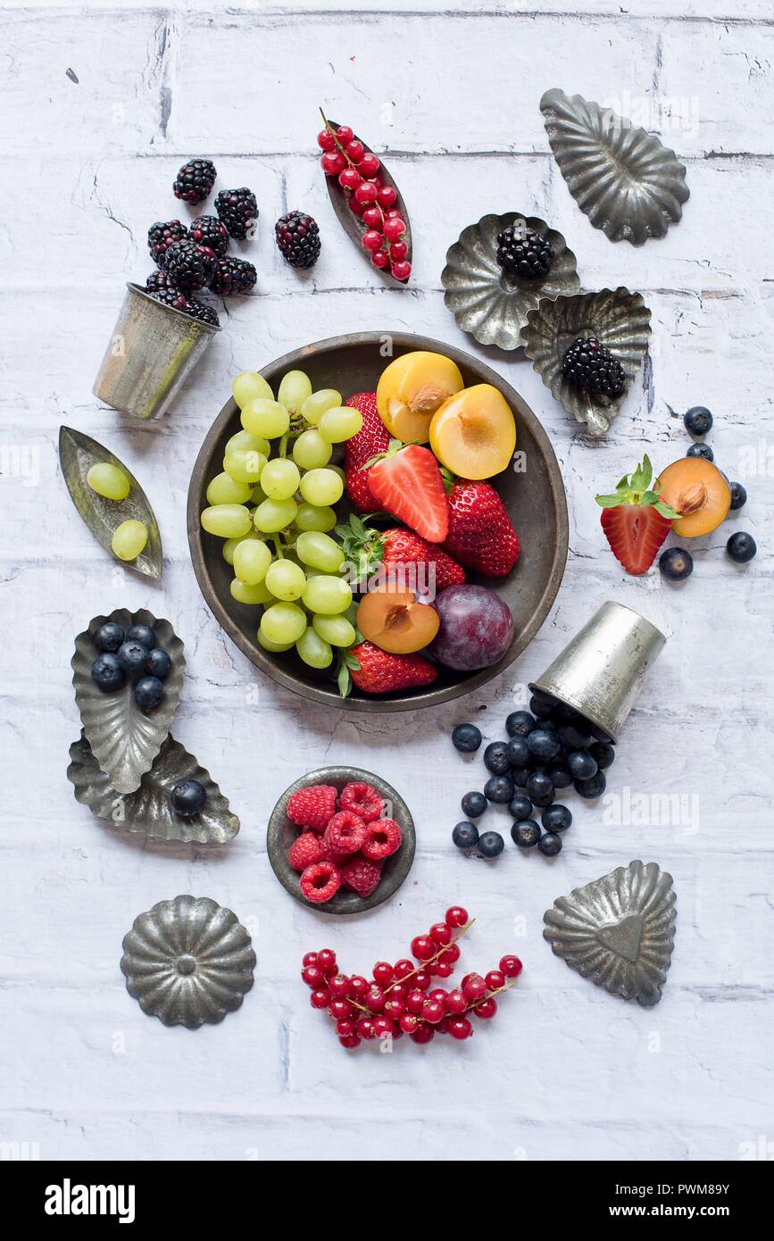 Verschiedene Arten von Obst- und Backformen Stockfoto