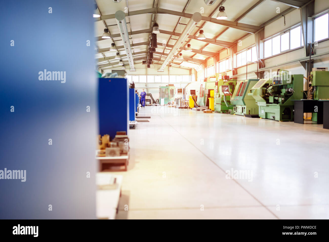 Industrie Fabrik mit CNC-Maschinen Stockfoto Industrie Fabrik mit CNC-Maschinen Stockfoto