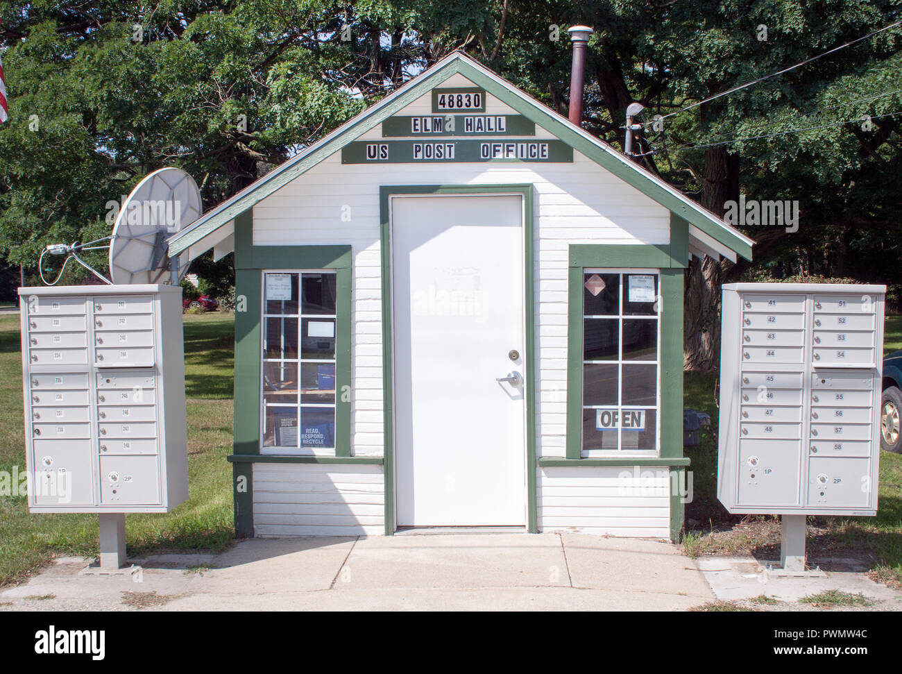 Michigan's kleinste Postamt in Elm Hall, Michigan Stockfoto