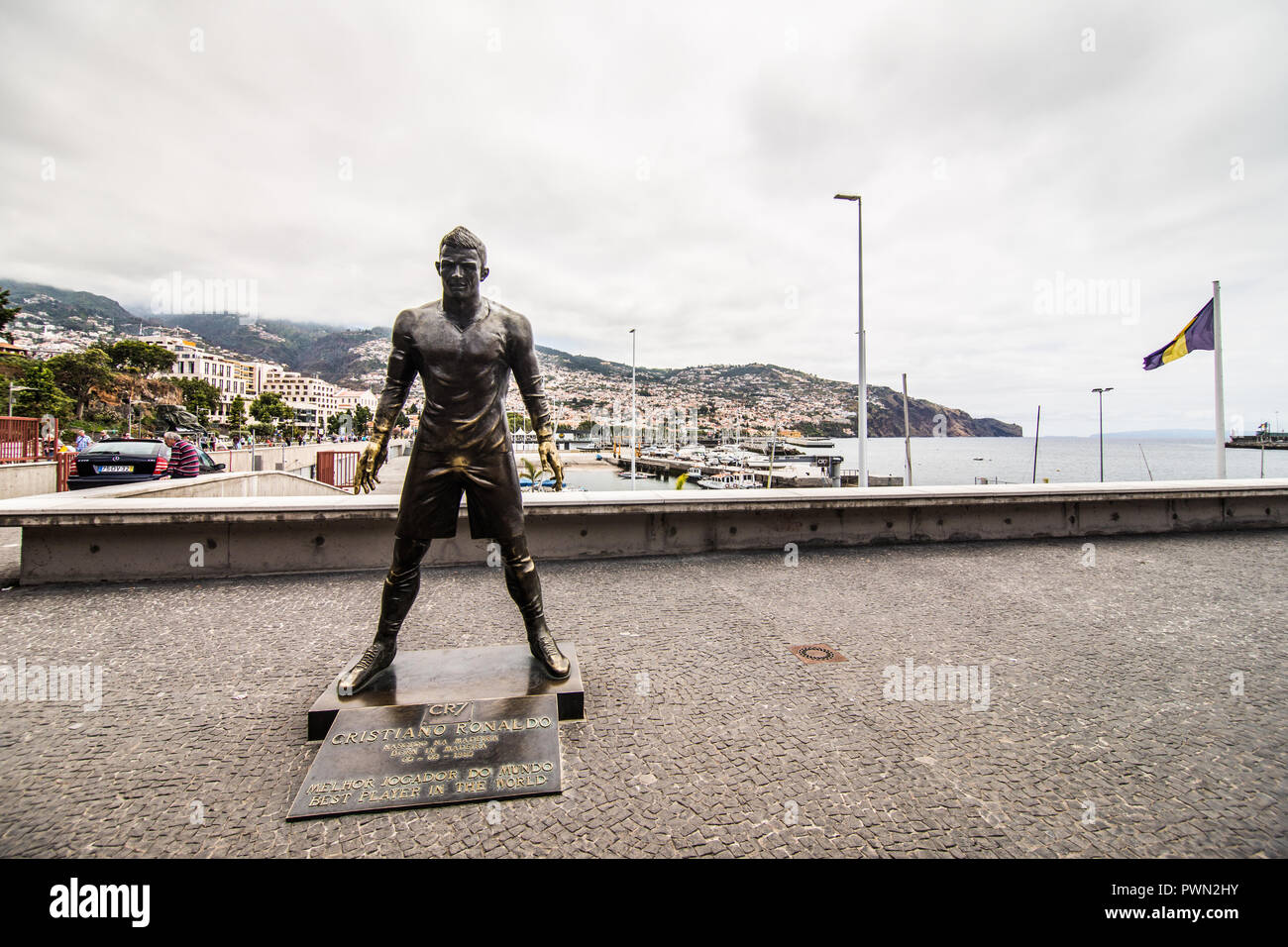 FUNCHAL, Madeira, Portugal - Juli, 2018: Der Christiano Ronaldo Pestana CR Hotel und Museum abgebildet ist auf der Küste von Funchal auf der Portugiesischen ist Stockfoto