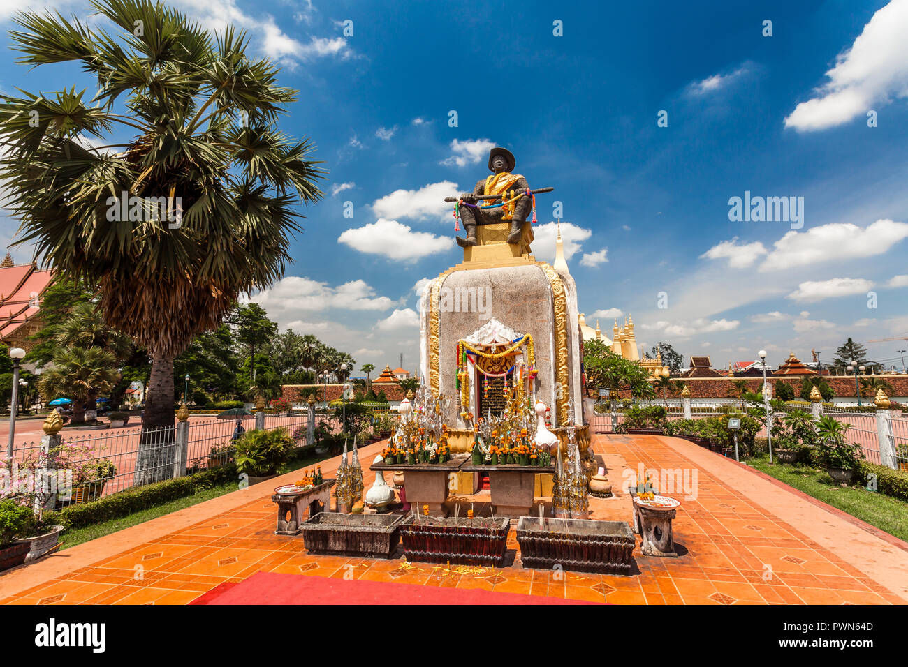 Statue von Sethathirath König in Vientiane, Laos Stockfoto