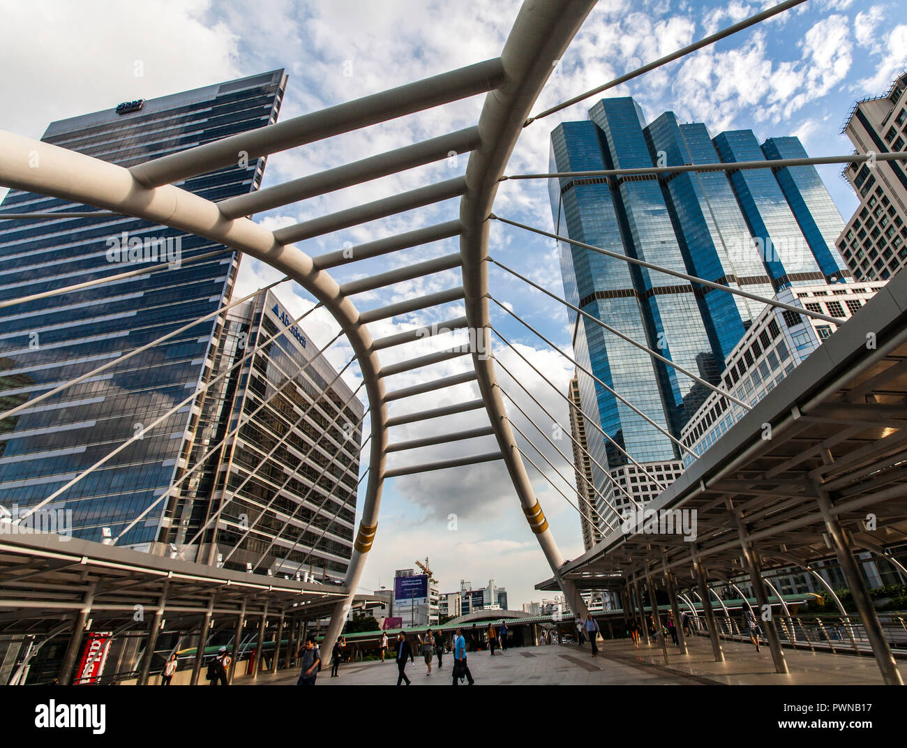 Chong Nonsi Brücke in Sathorn Road, Bangkok, Thailand Stockfoto