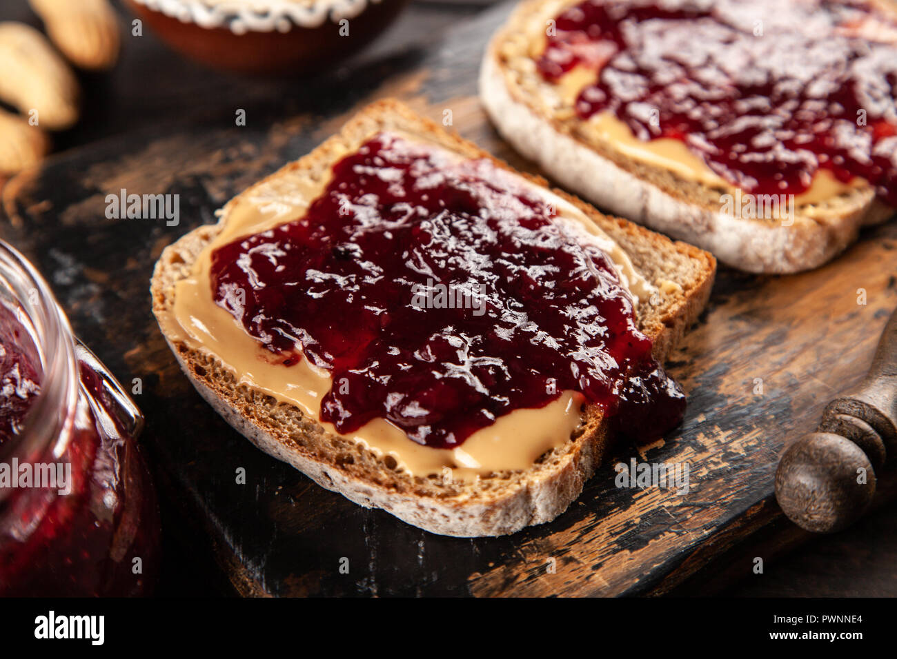 Erdnussbutter und Marmelade-sandwich Stockfoto