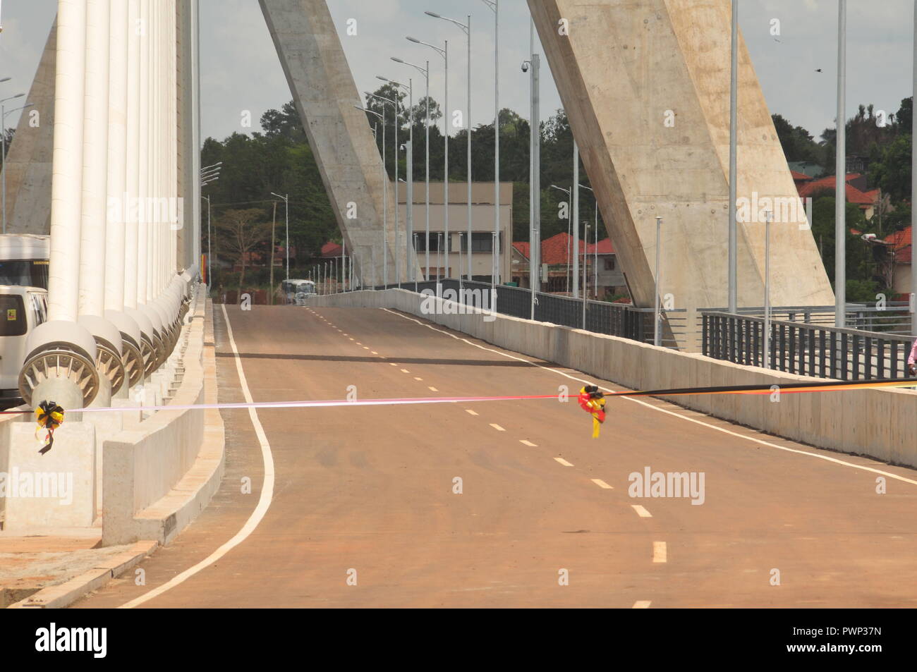 Jinja, Uganda. 17. Oktober 2018. Die Quelle des Nils Brücke, der Präsident von Uganda, Yoweri Museveni in Auftrag gegeben wurde. Kredit; Donald Kiirya/Alamy Leben Nachrichten. Stockfoto