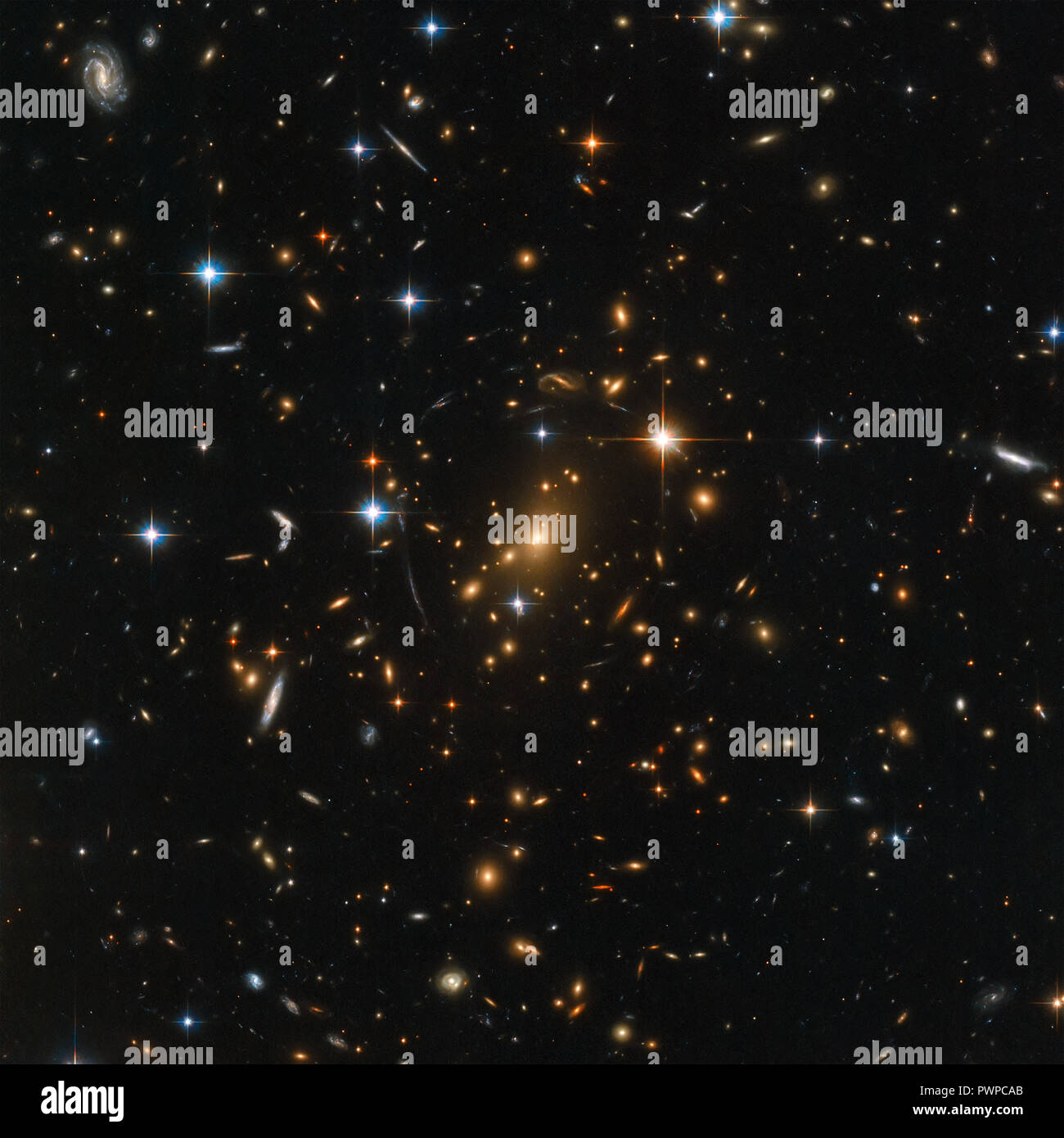 Frühe Universum. Hubble Bild. Cluster von Galaxien, der dunklen Materie, dunklen Energie. Elemente dieses Bild von der NASA eingerichtet. Stockfoto