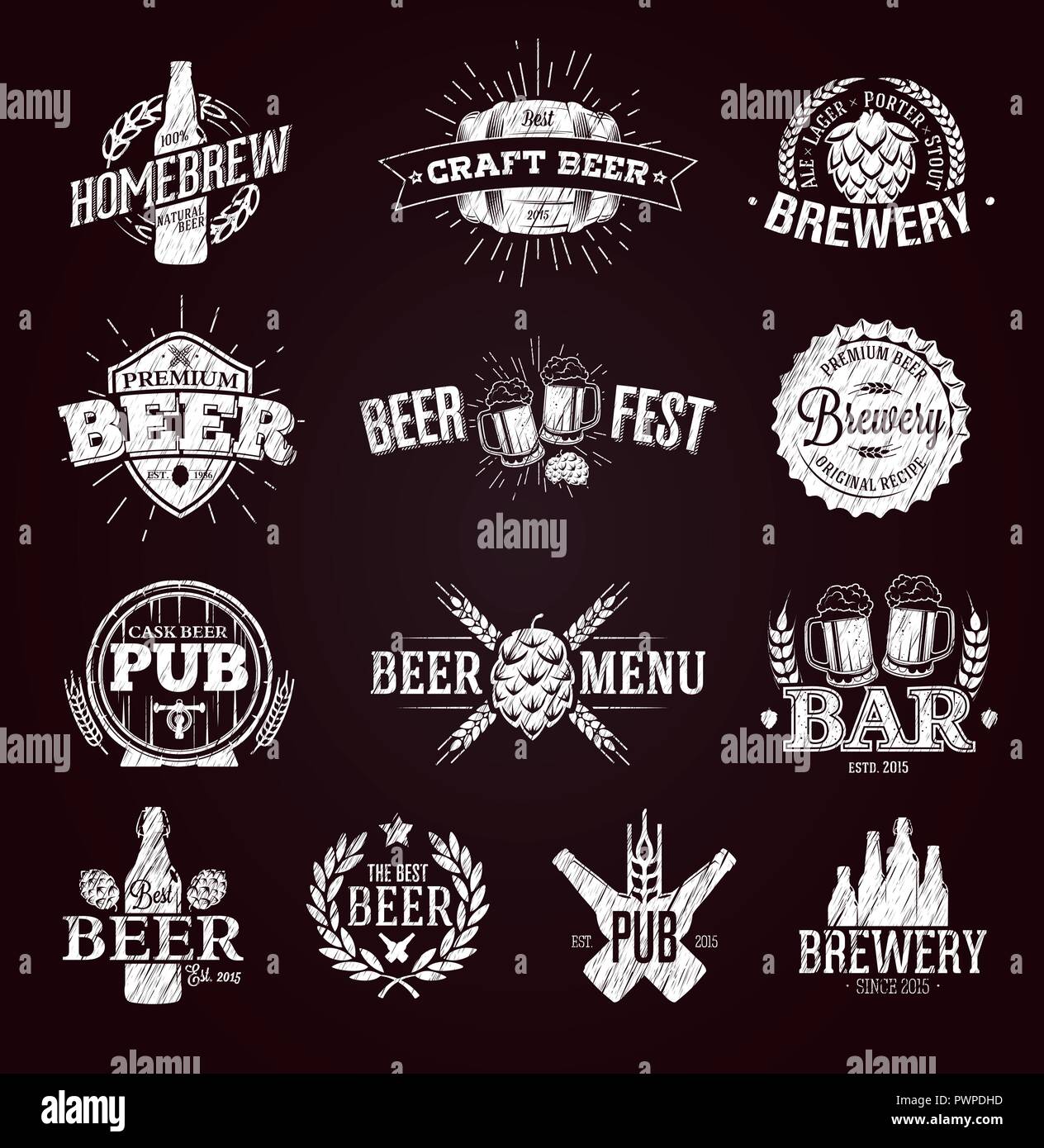 Typografische Bier Etiketten und Logos mit Kreide Vorlage für Ihr Logo Design gezeichnet Stock Vektor