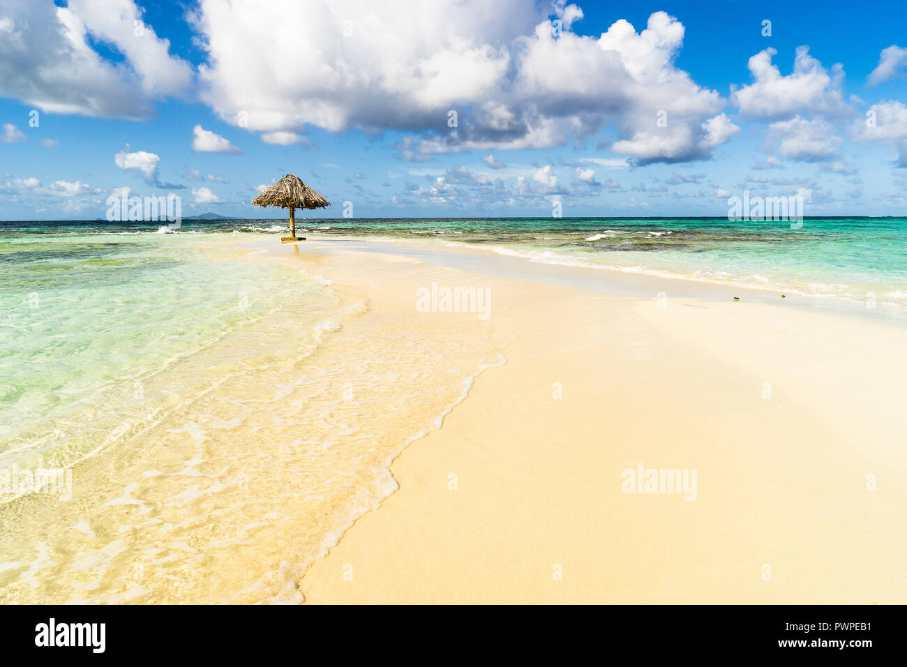 Strohhütte ont des Morpion Island Beach, St-Vincent, Saint Vincent und ...