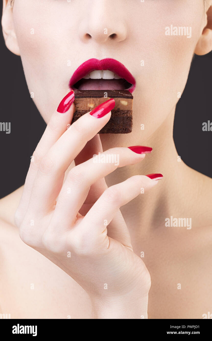 Enge lippe Fotos und Bildmaterial in hoher Auflösung Alamy