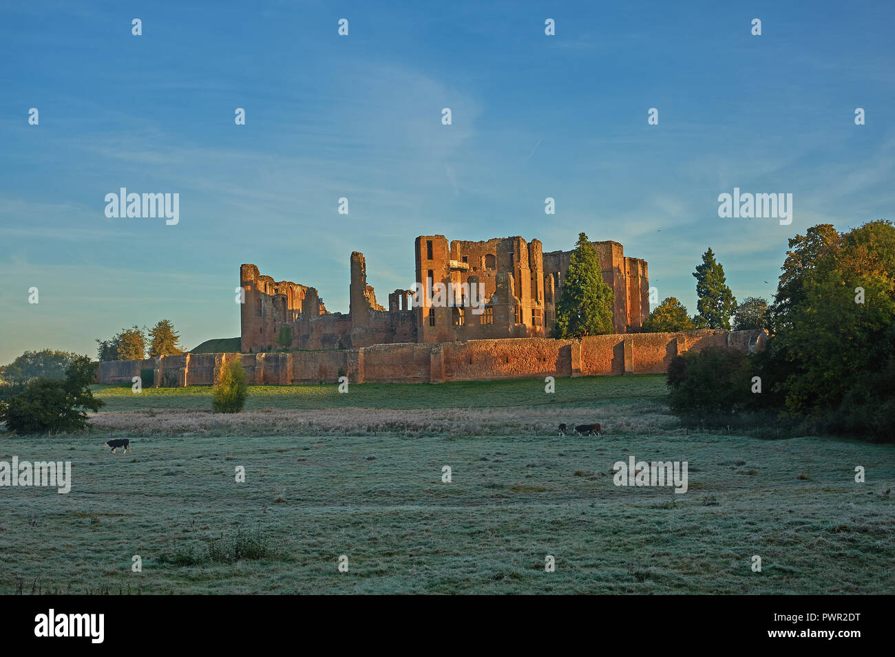 Schloss Kenilworth, Warwickshire Anfang Herbst morgen Landschaft Szene Stockfoto