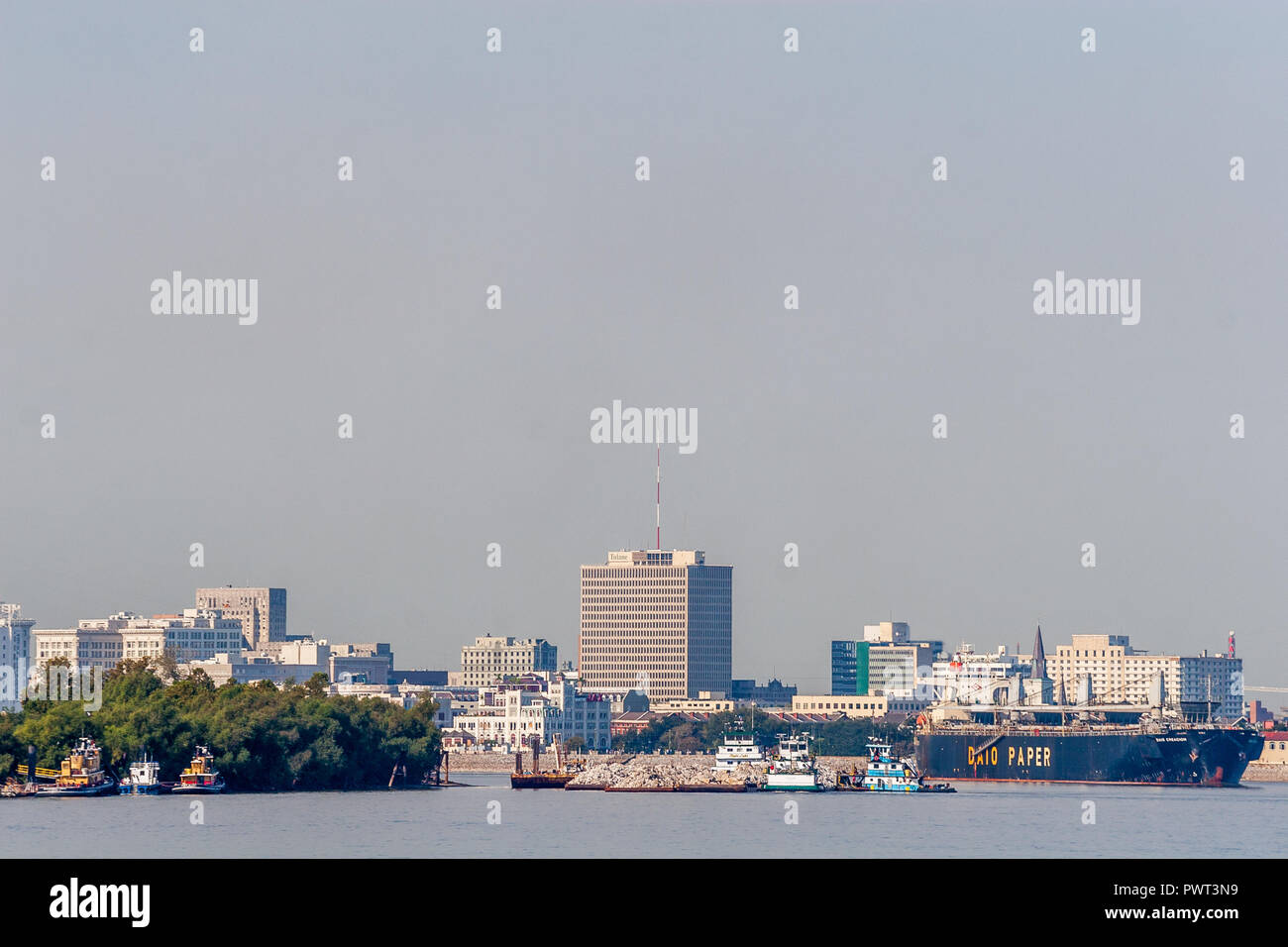 Skyline von Downtown New Orleans Stockfoto