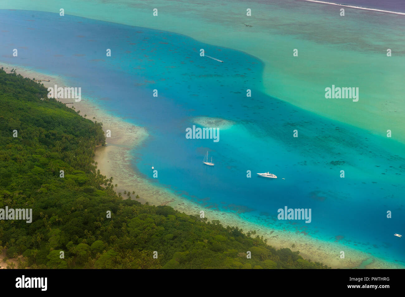 Antenne von Atoll, Bora Bora, Französisch-Polynesien Stockfoto