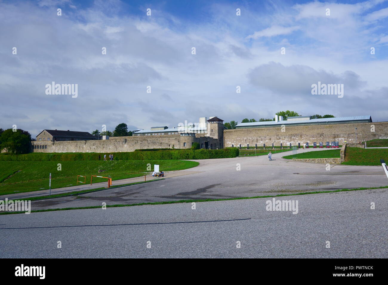 Mauthausen-We dürfen niemals erlauben, dass dies wieder Stockfoto