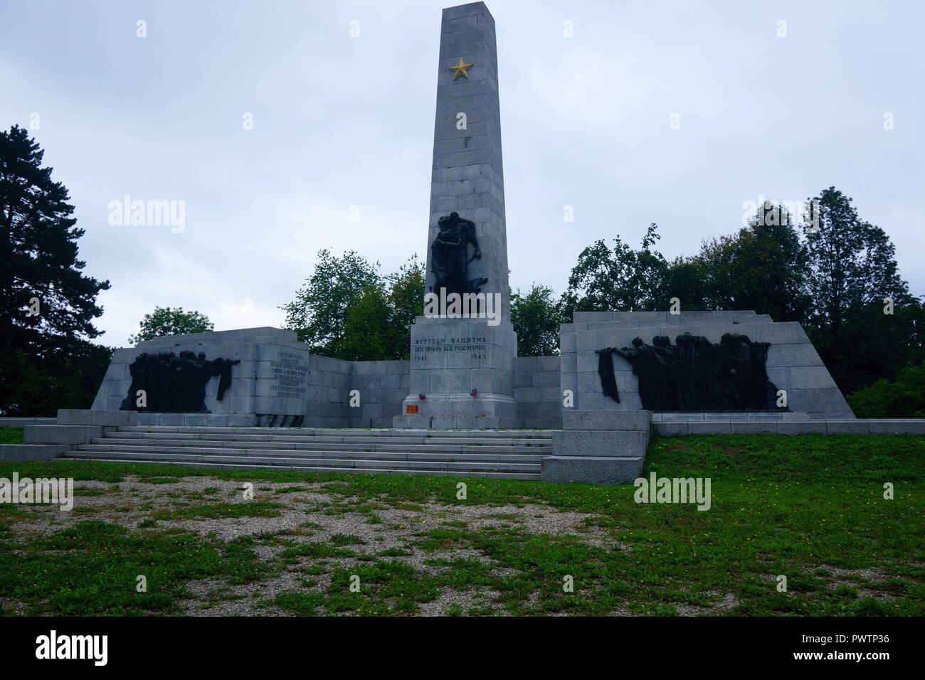 Mauthausen-We dürfen niemals erlauben, dass dies wieder Stockfoto