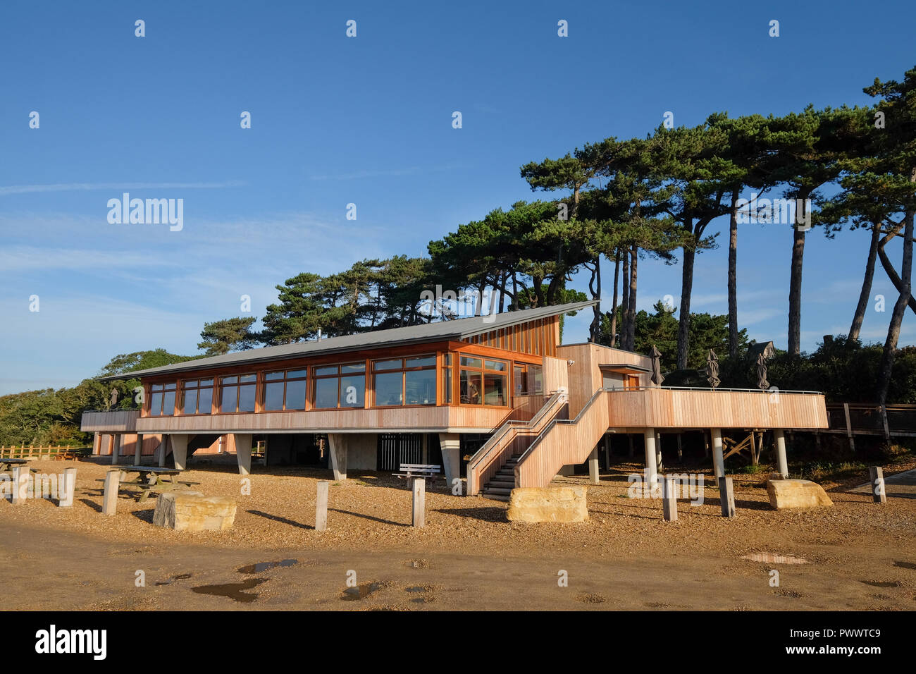 Lepe Beach Café und Besucherzentrum der Blick in Lepe im New Forest, Hampshire, Großbritannien Stockfoto