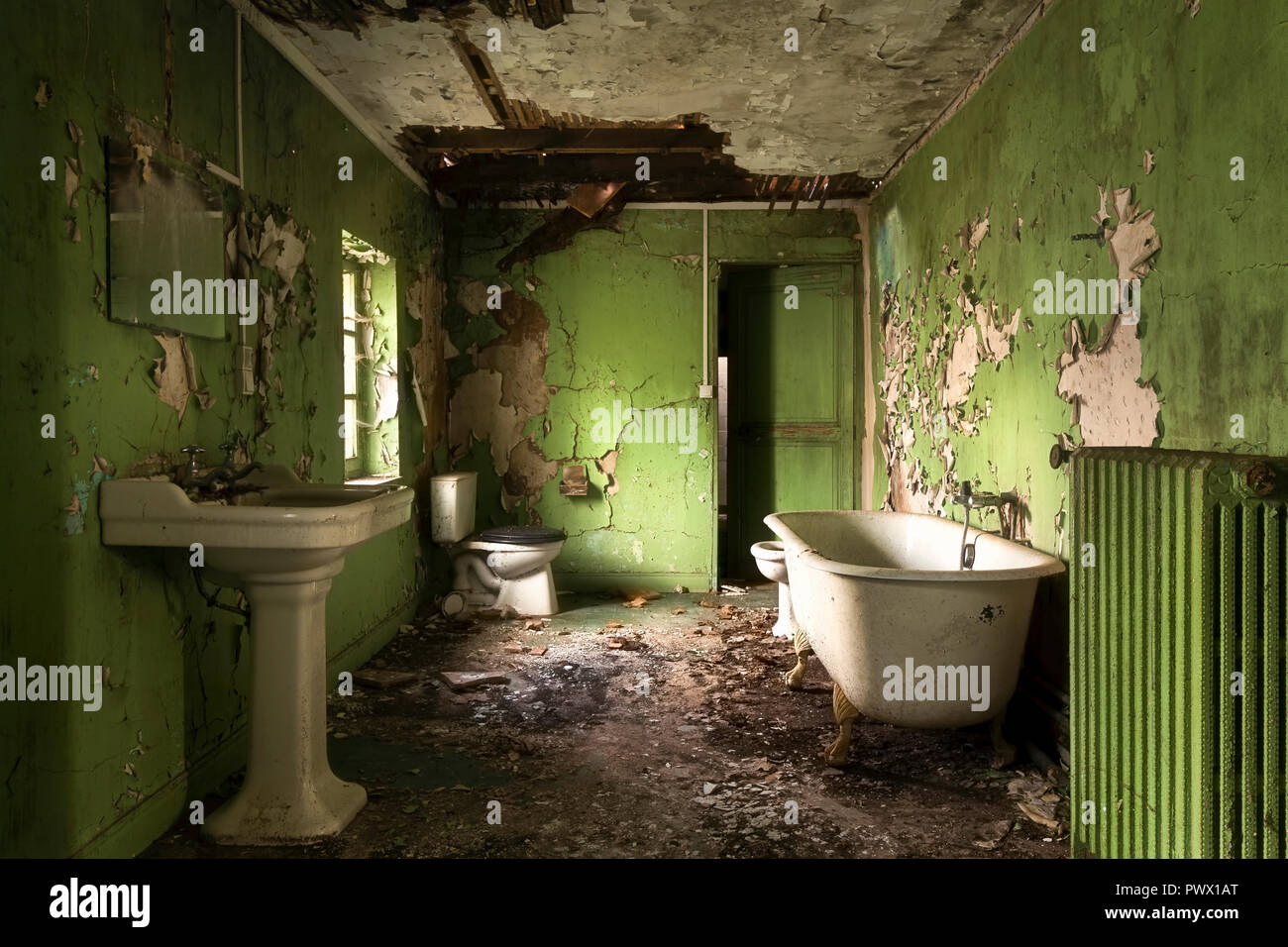 Grünes Badezimmer Stockfotos und -bilder Kaufen - Alamy Grünes Badezimmer Stockfotos und -bilder Kaufen - Alamy