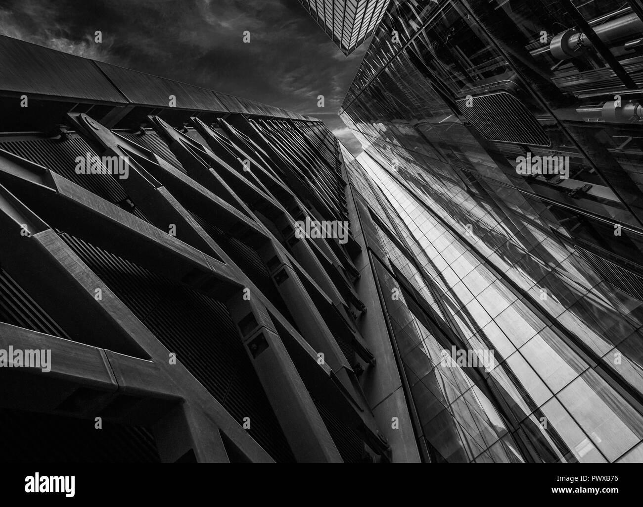 Moderne Architektur von der City von London im Vereinigten Königreich. Leistungsstarke kontrast Bilder der definierten Stil und Anwesenheit Stockfoto