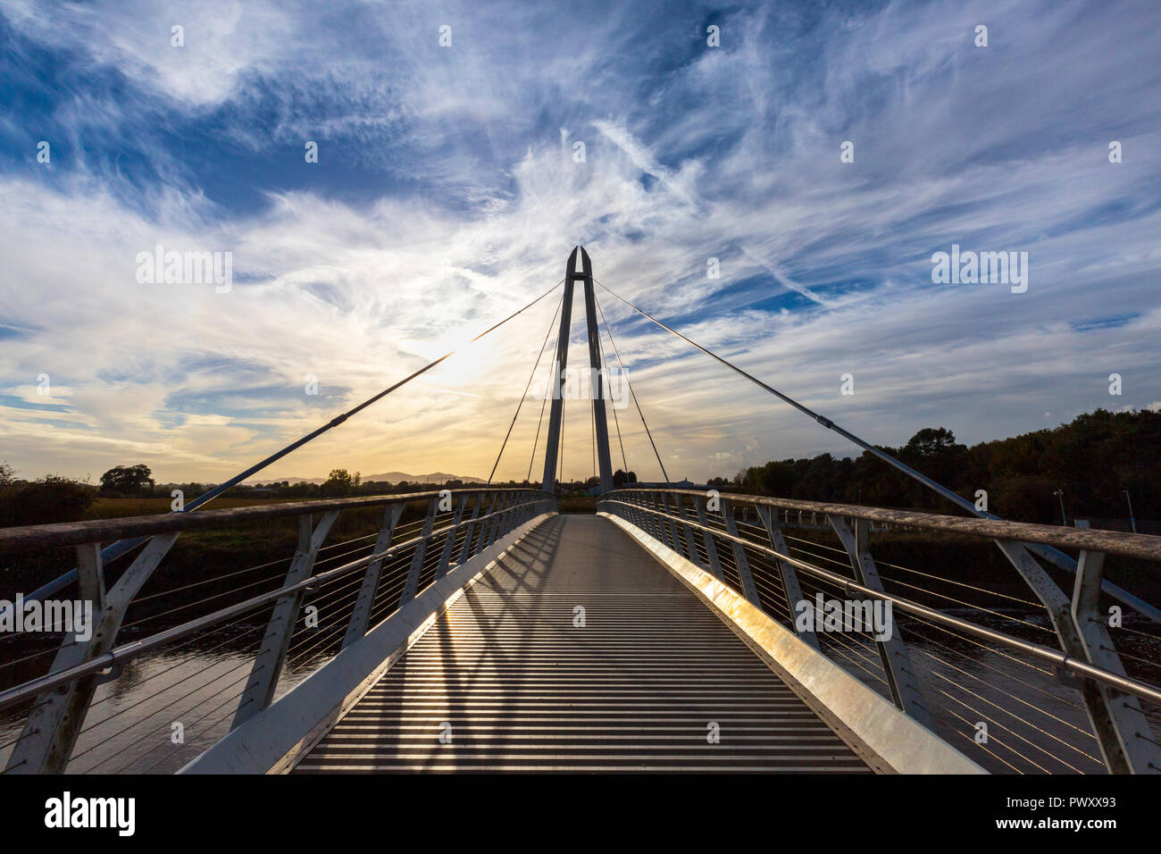 Diglis Fuß-Brücke über den Fluss Severn in Worcester, Worcestershire, England Stockfoto