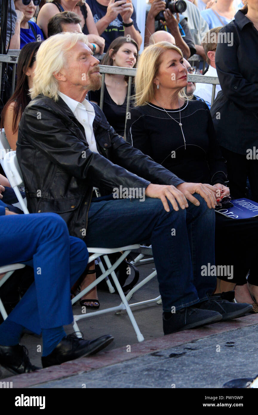 Los Angeles, USA. 16 Okt, 2018. Sir Richard Branson mit Frau Joan Templeman an der Zeremonie Award, einen Stern zu Richard Branson auf dem Hollywood Walk of Fame. Los Angeles, 16.10.2018 | Verwendung der weltweiten Kredit: dpa/Alamy leben Nachrichten Stockfoto