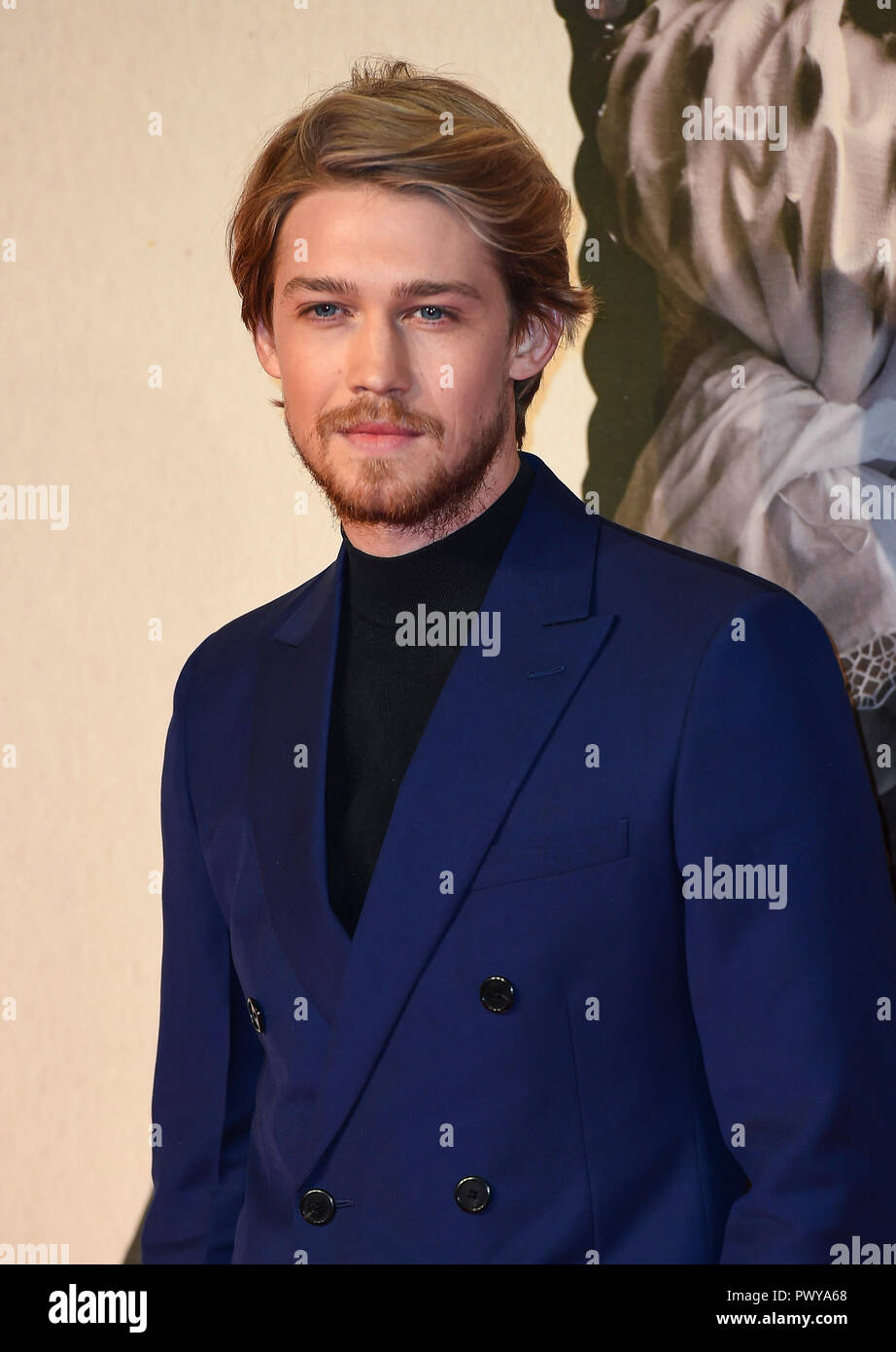 Joe Alwyn besucht die UK-Premiere von "Der Favorit" & American Express Gala am 62. BFI London Film Festival. Stockfoto