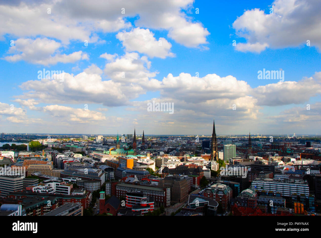 Panorama Blick über die Stadt Hamburg in Deutschland Stockfoto