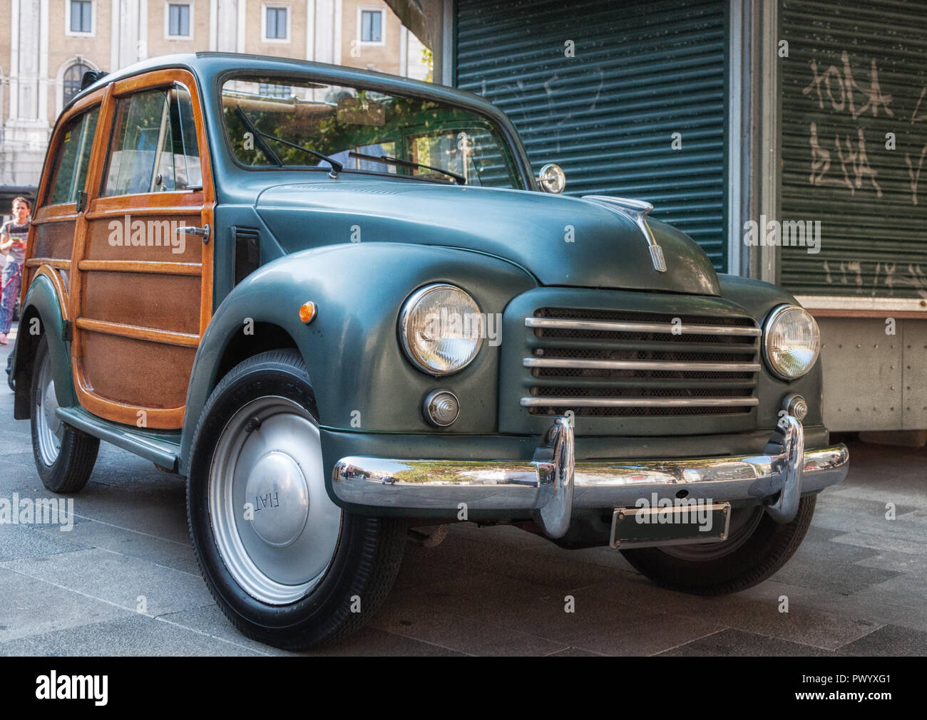 ANCONA, Italien - 23 - 2018: FIAT 500 GIARDINETTA altes Auto Stockfoto