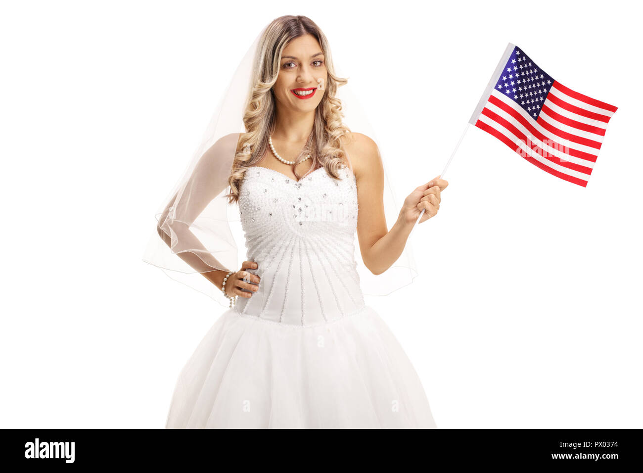 Junge Braut mit einer amerikanischen Flagge auf weißem Hintergrund Stockfoto