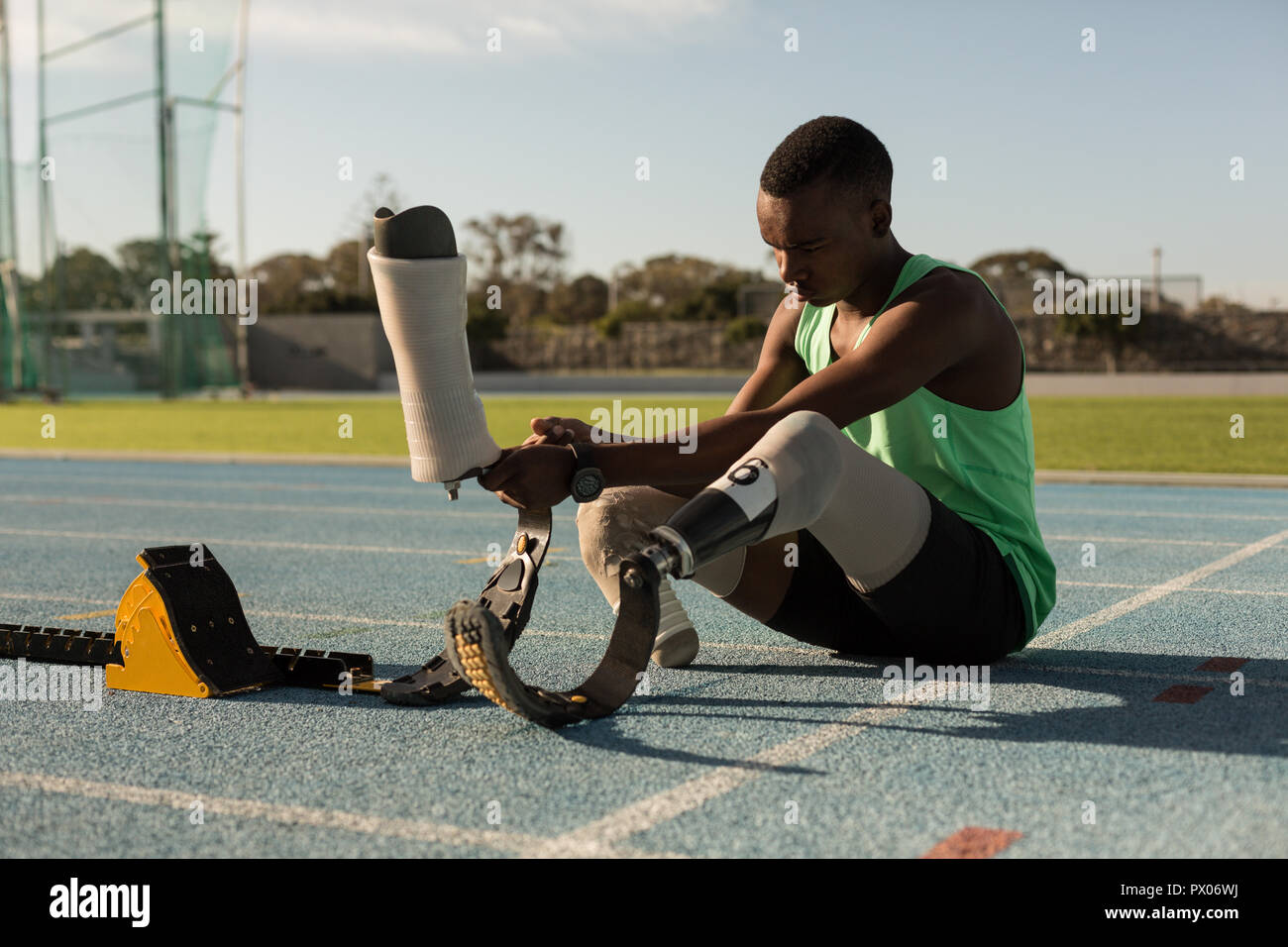 Deaktiviert athletische tragen Prothese Stockfoto