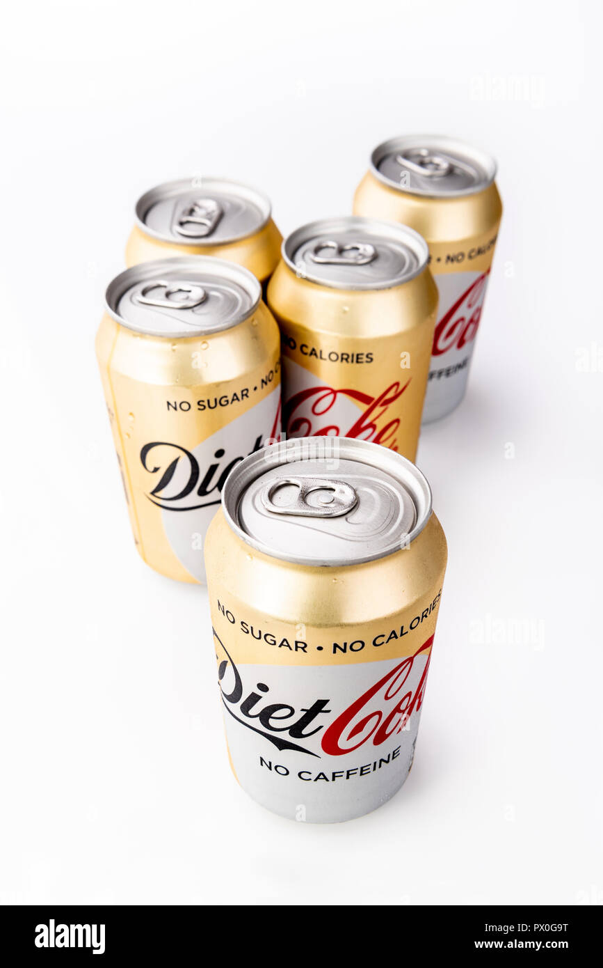 Dosen Diät coca cola ohne Kalorien, kein Zucker, kein Koffein. Stockfoto