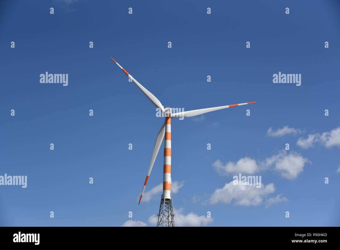Windmühlen - grüne Energie Stockfoto