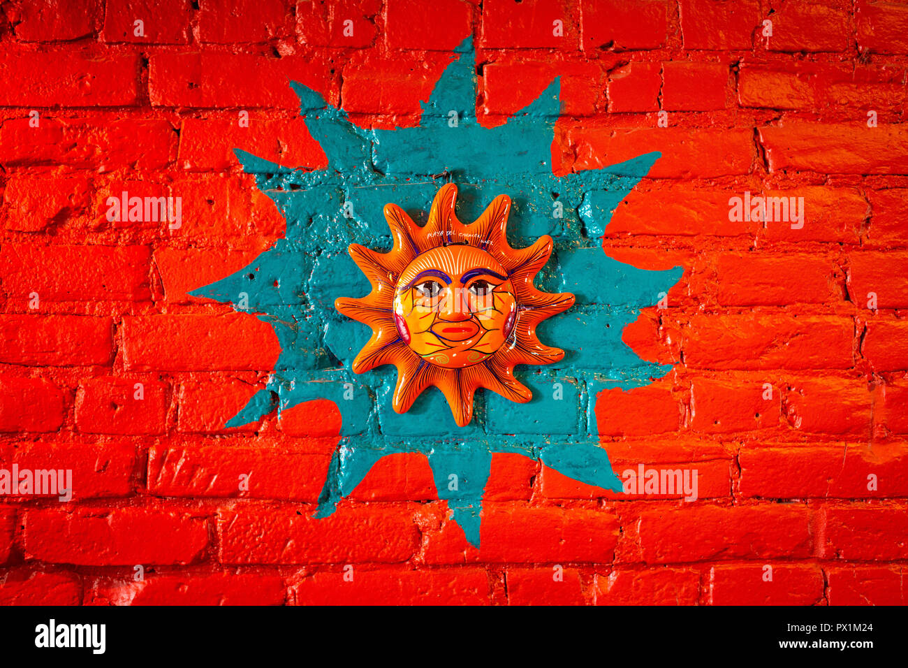 Sun Dekoration auf Mauer lateinische Kultur Stockfoto