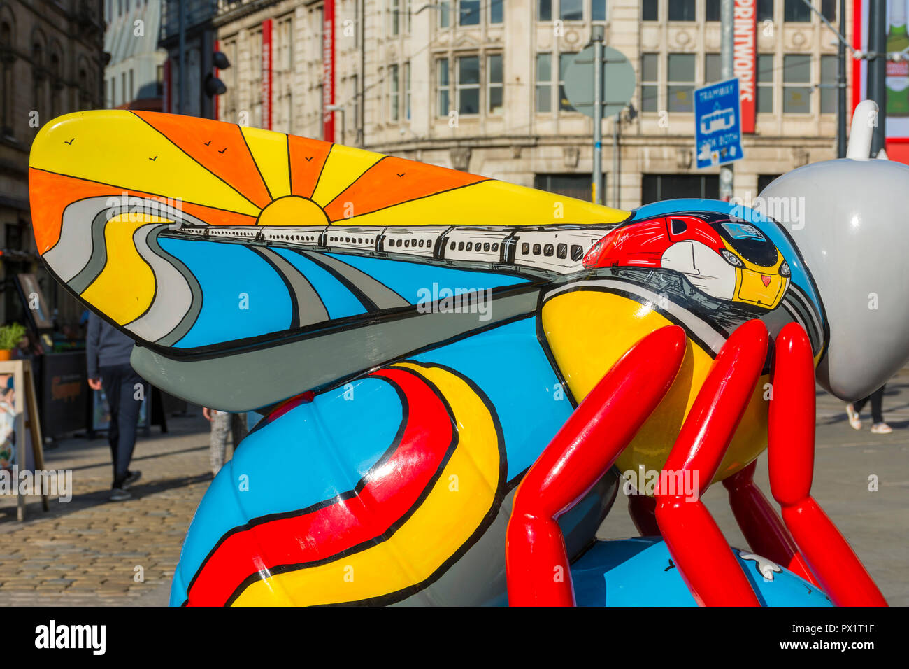 Penny Pendo - Biene - Nein, von Jenny Leonard. Eine der Biene in der Stadt Skulpturen, Exchange Square, Manchester, UK. Stockfoto