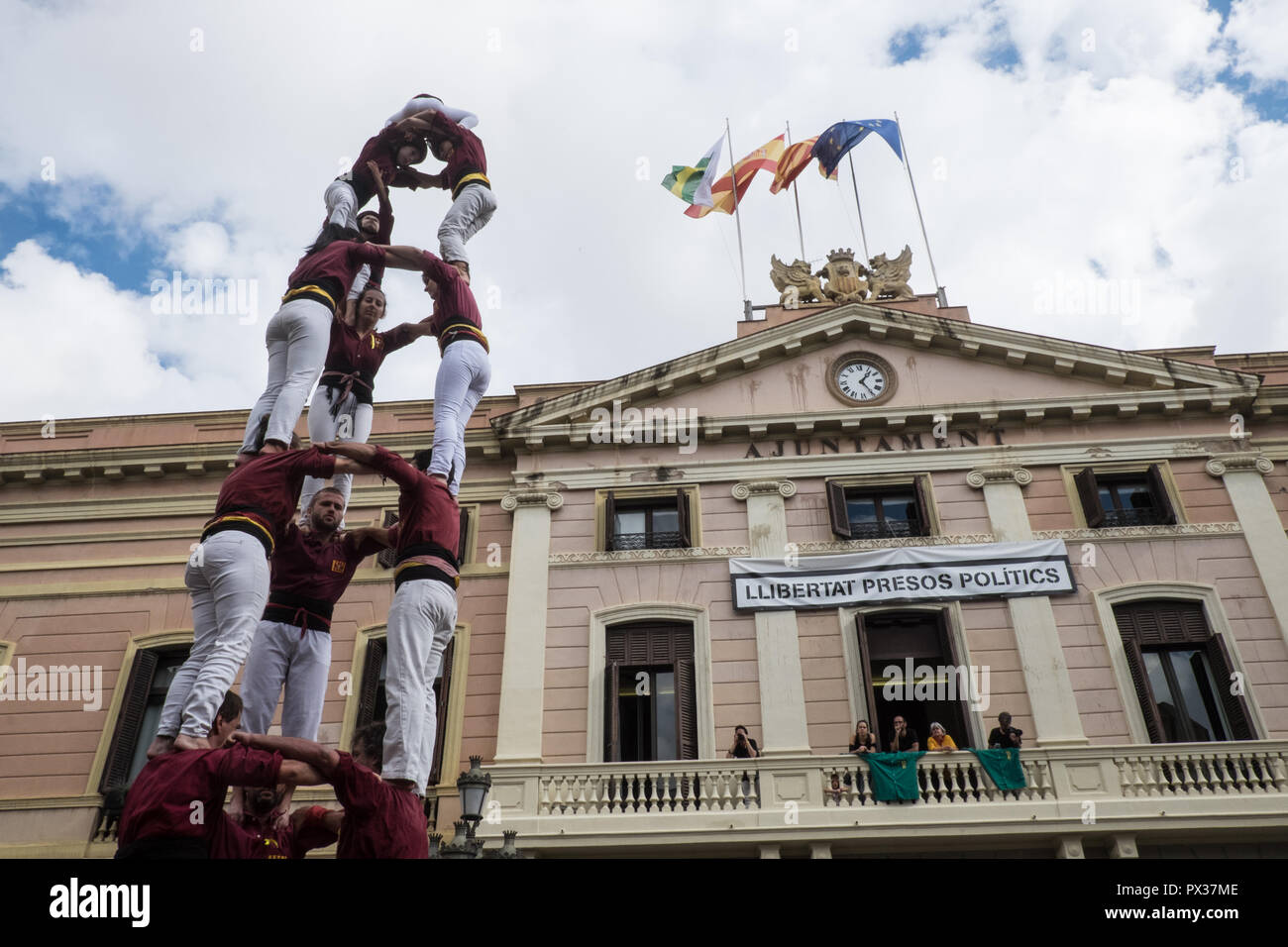 Menschliche, Burgen, Castell, gebildet, erstellt, eine, traditionelle, kulturelle Erbe, der, Sabadell, Haupt, Quadrat, Barcelona, Katalonien, Katalonien, Spanien, Spanisch, Europa, Europäische Stockfoto
