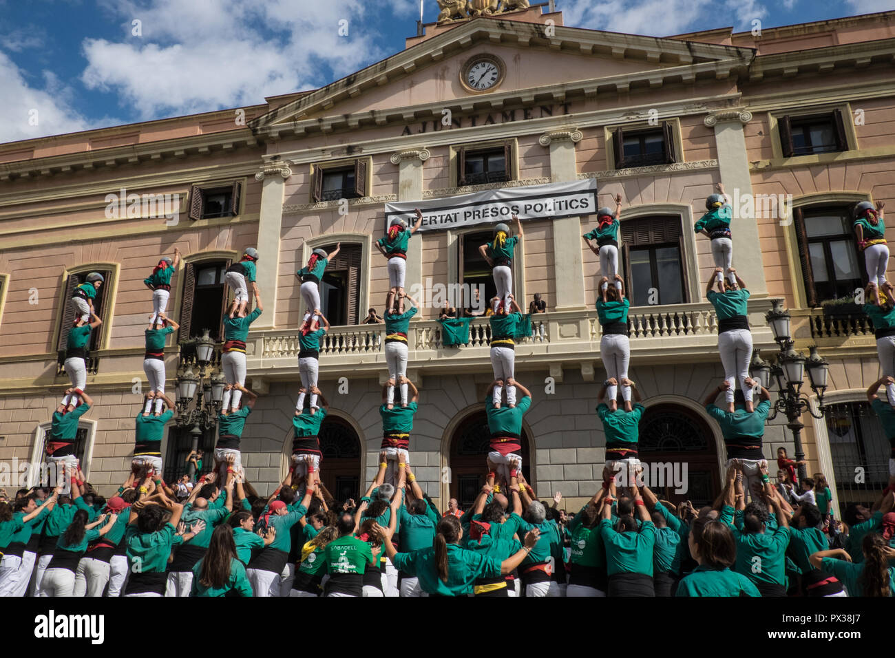 Menschliche, Burgen, Castell, gebildet, erstellt, eine, traditionelle, kulturelle Erbe, der, Sabadell, Haupt, Quadrat, Barcelona, Katalonien, Katalonien, Spanien, Spanisch, Europa, Europäische Stockfoto