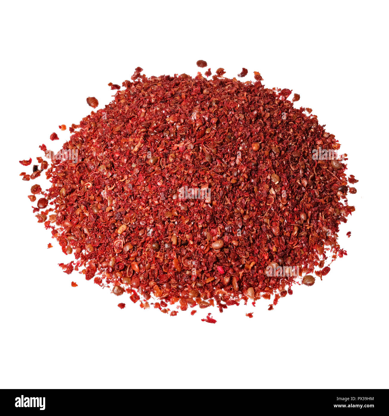 Haufen sumac auf weißem Hintergrund. Stockfoto