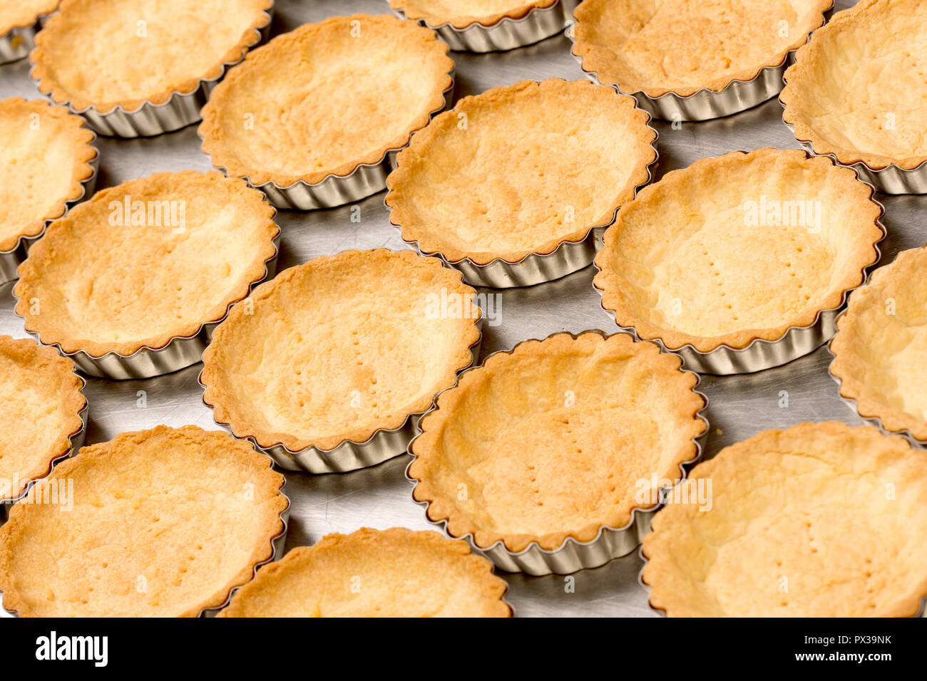 Yummy golden runde Butterkekse cluse. Stockfoto