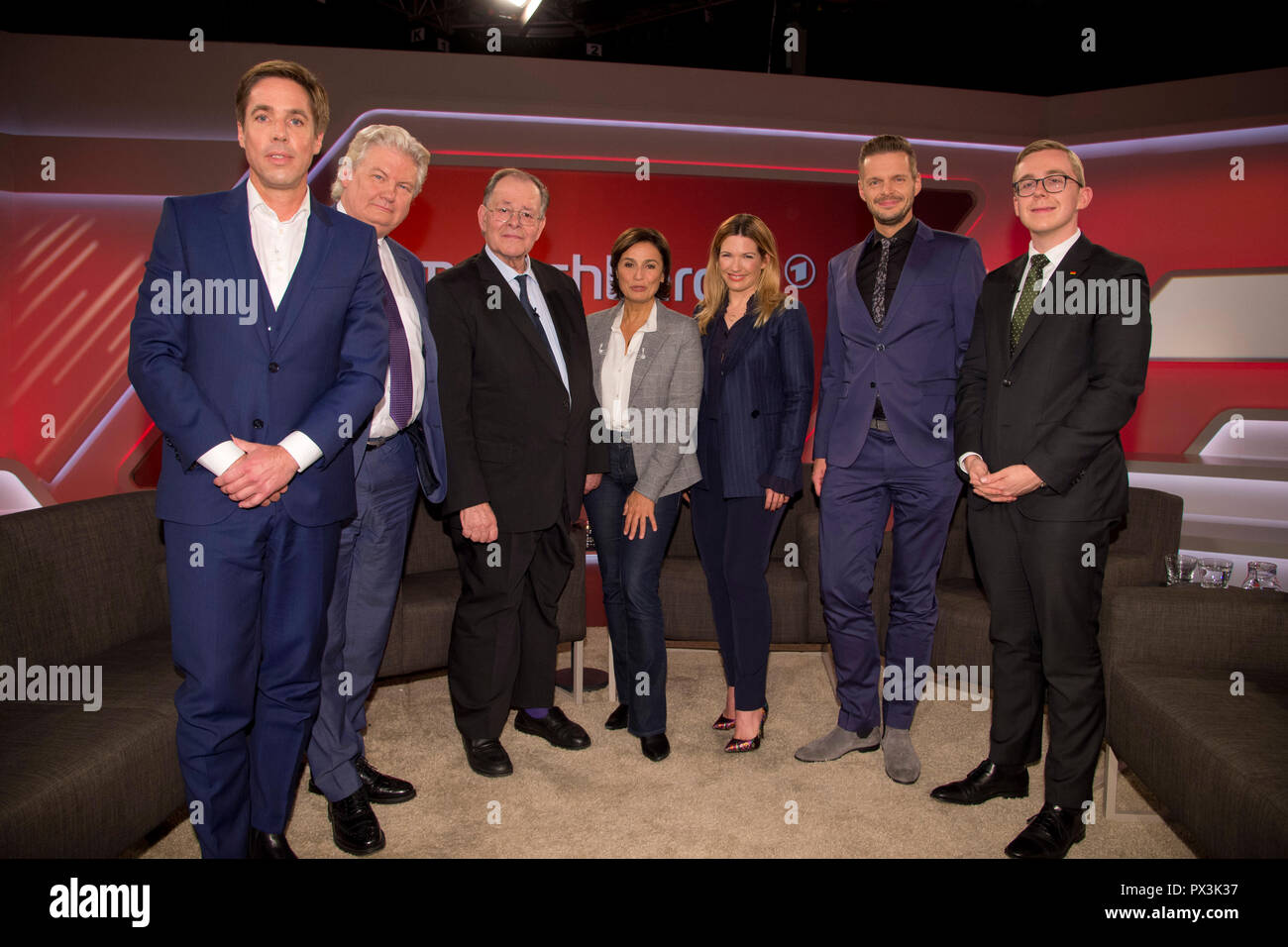 Von links: Markus Feldenkirchen, Autor, Der Spiegel, Journalist, Sigmund Gottlieb, der ehemalige ARD-Moderator, Rudolf Dressler, Drevuler, SPD-Politiker, Moderatorin Sandra Maischberger, Jessica LIBBERTZ, b. KASTROP, Moderator, Sportreporter, Florian Schroeder, Schrv? Der, Kabarettist, Philipp AMTHOR, CDU (Mitglied des Parlaments) im Programm MAISCHBERGER, ARD, Thema des Programms: Watschn fvºr sterben Volksparteien: Wer braucht Union und SPD? € | Nutzung weltweit Stockfoto