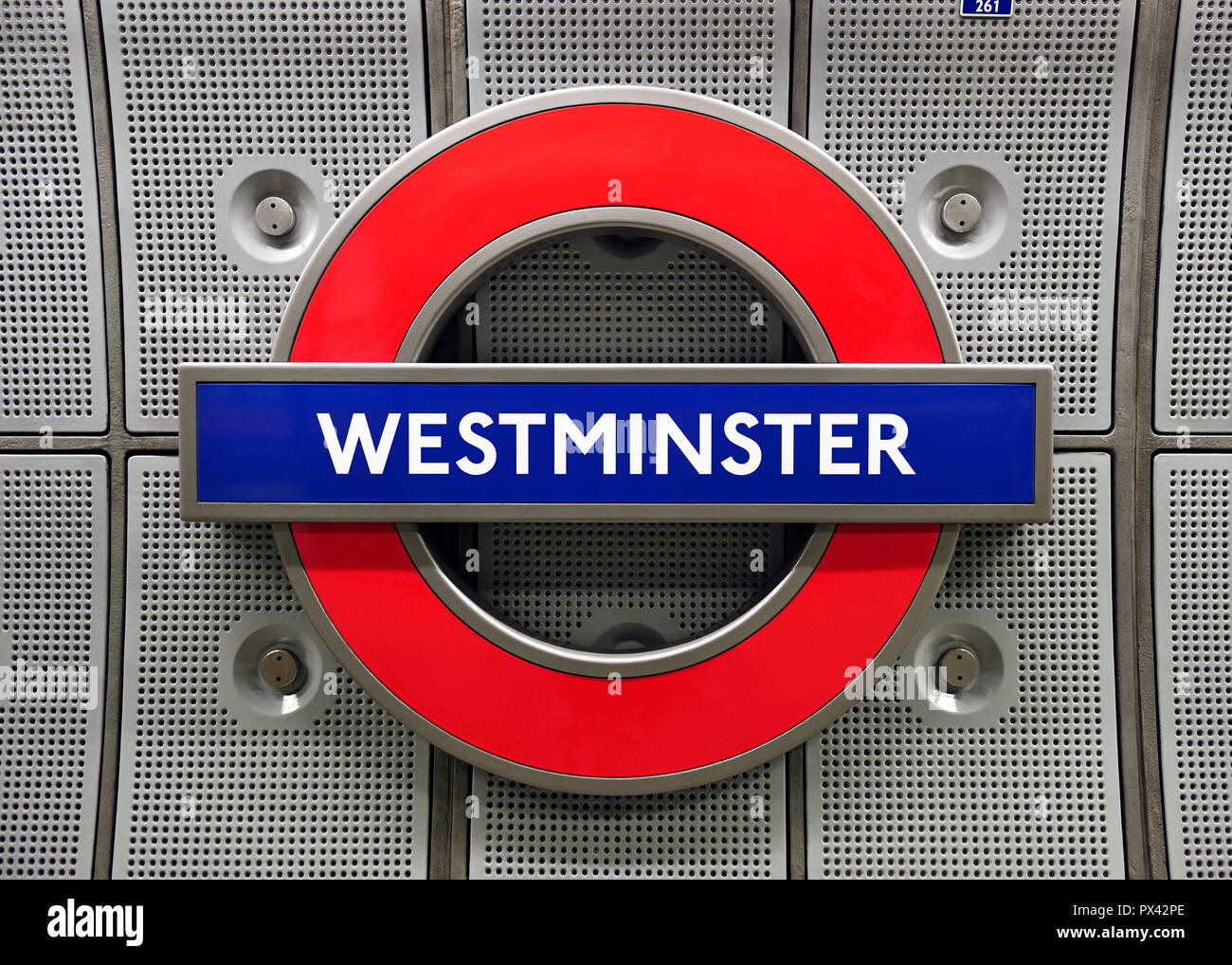 Die U-Bahnstation Westminster unterzeichnen. London, Vereinigtes Königreich. Stockfoto