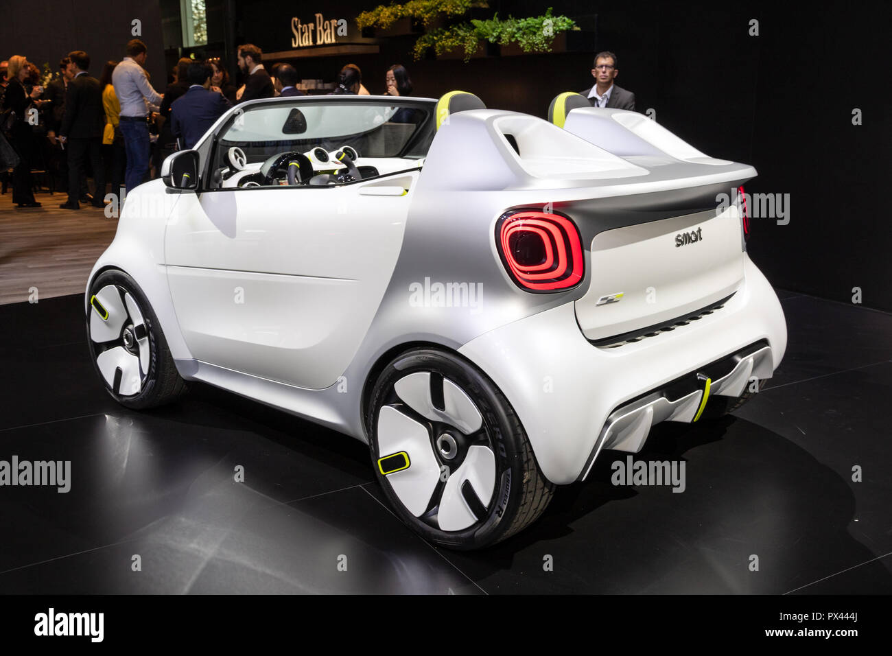 PARIS - Okt 2, 2018: Smart Forease alle elektrischen Kleinwagen Debüt auf der Paris Motor Show. Stockfoto