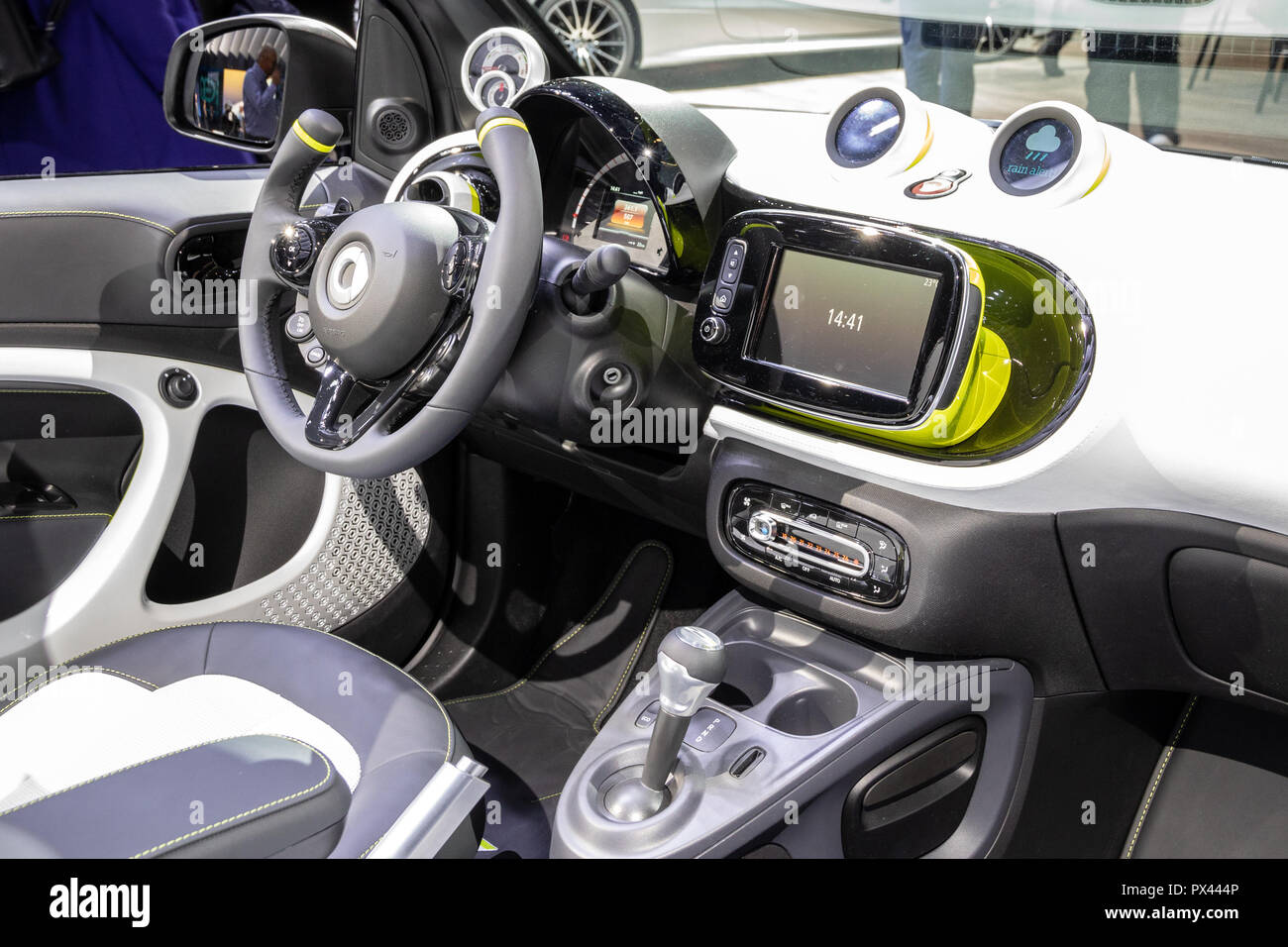 PARIS - Okt 2, 2018: Smart Forease alle elektrischen Kleinwagen Debüt auf der Paris Motor Show. Stockfoto