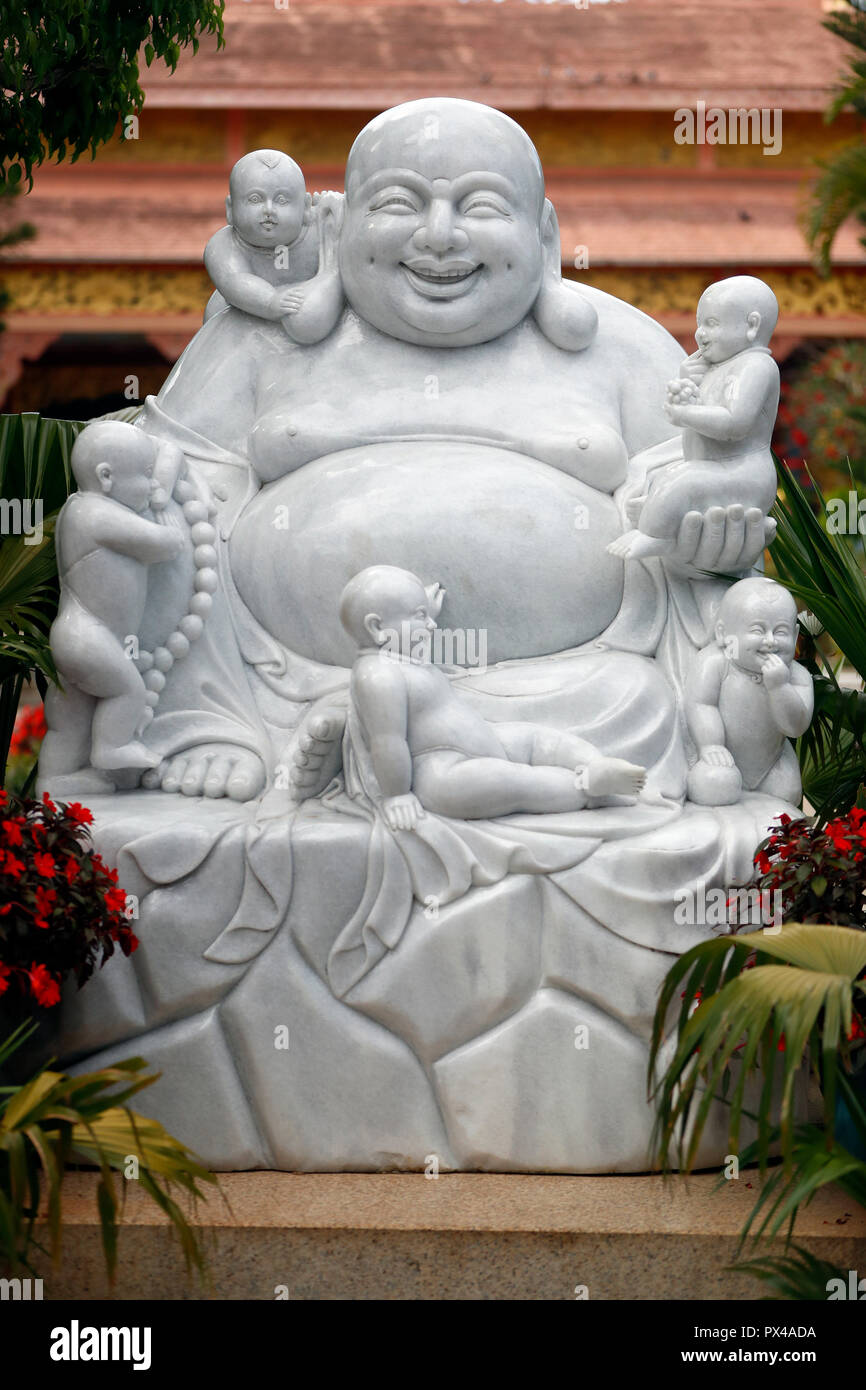 Van Hanh zen-buddhistischen Kloster. Fat Happy Buddha Statue für Glück und Reichtum. Buddha Maitreya. Dalat. Vietnam. Stockfoto