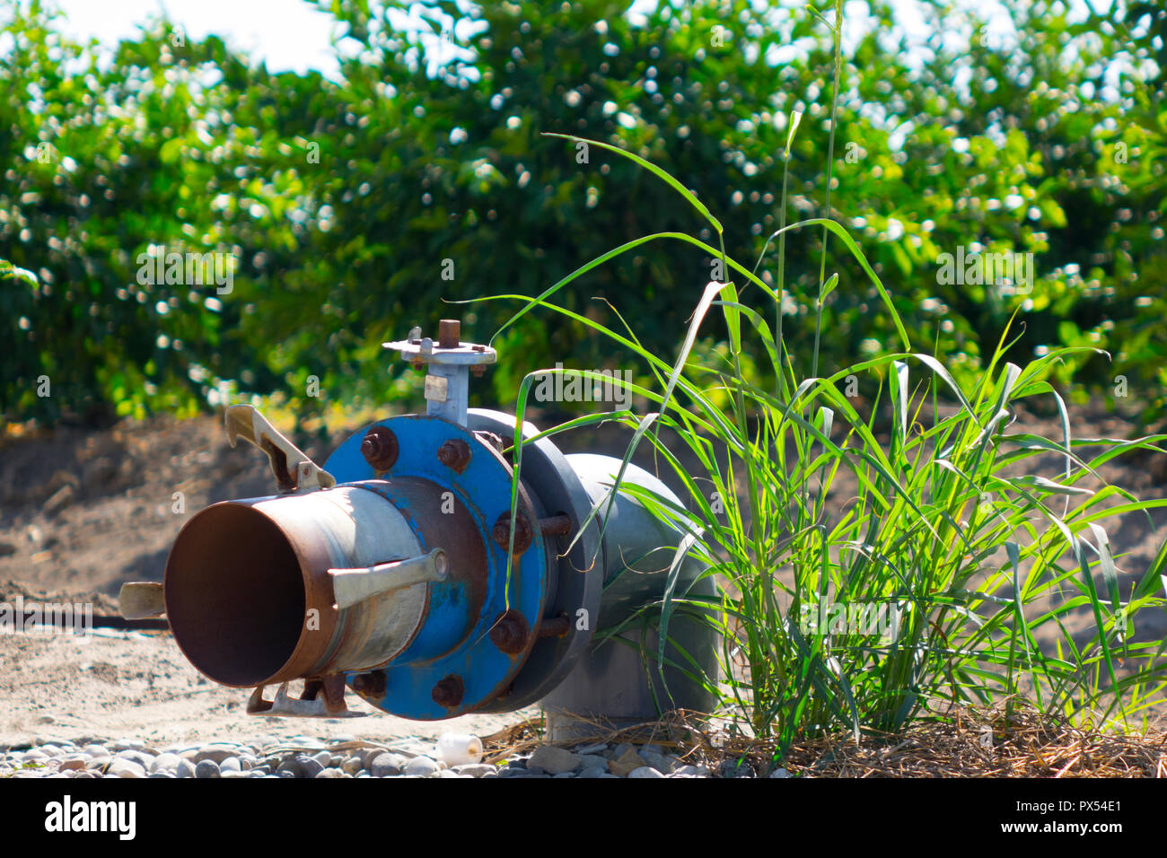 System für das Pumpen von Wasser zur Bewässerung für die Landwirtschaft Stockfoto